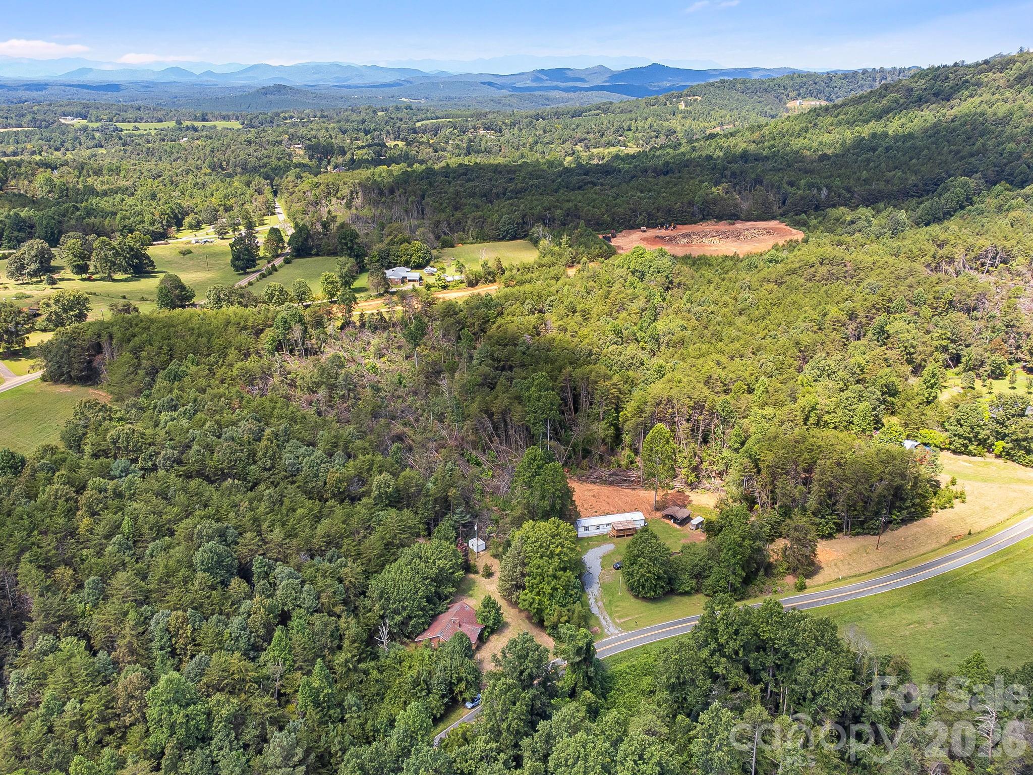 211 Luckadoo Road Property Photo 17