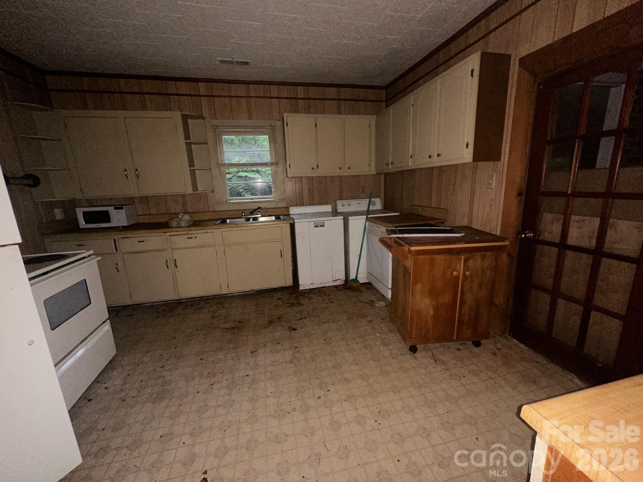 211 Luckadoo Road Property Photo 44
