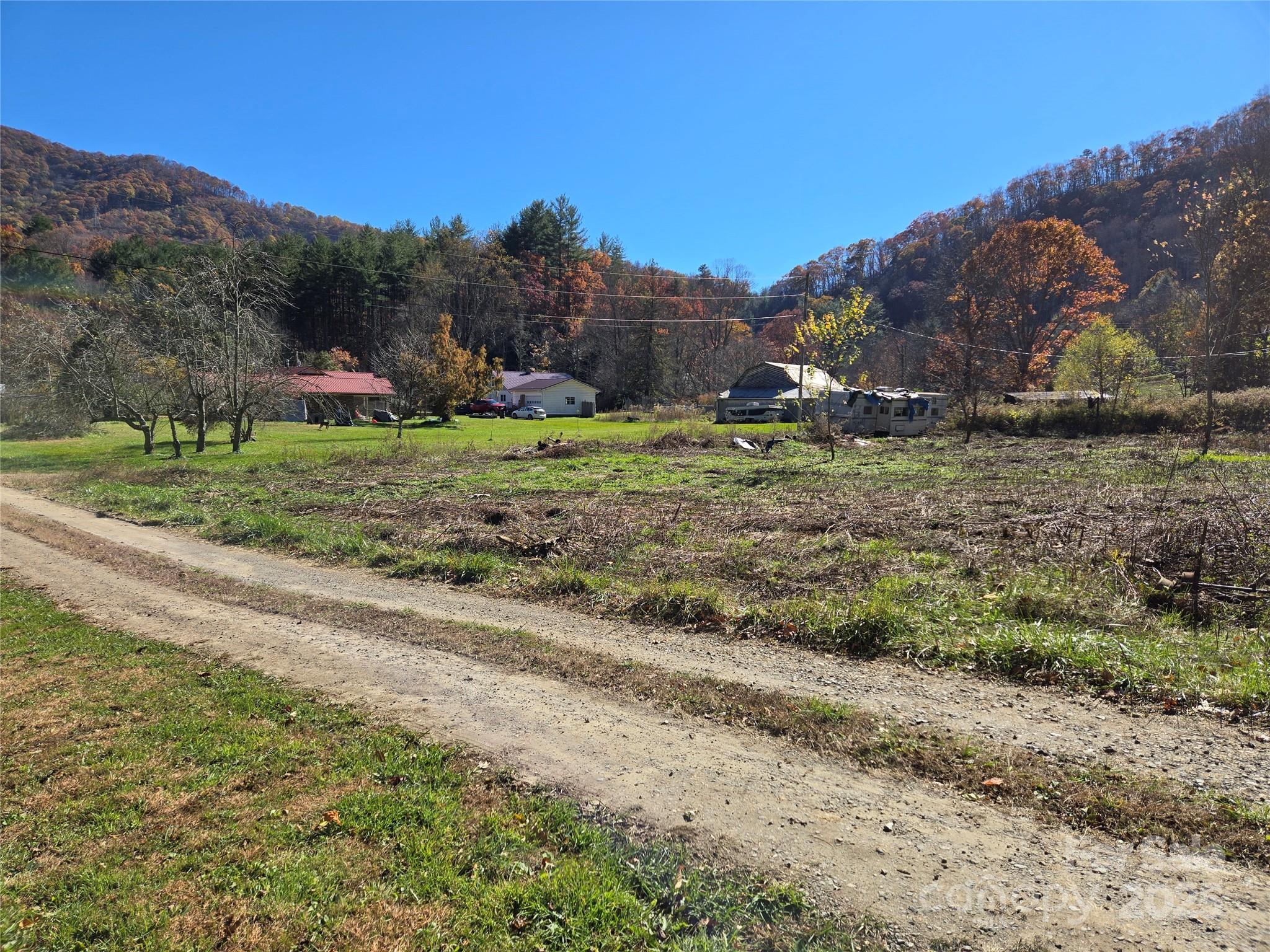 00 Eagles Trace Property Photo 4