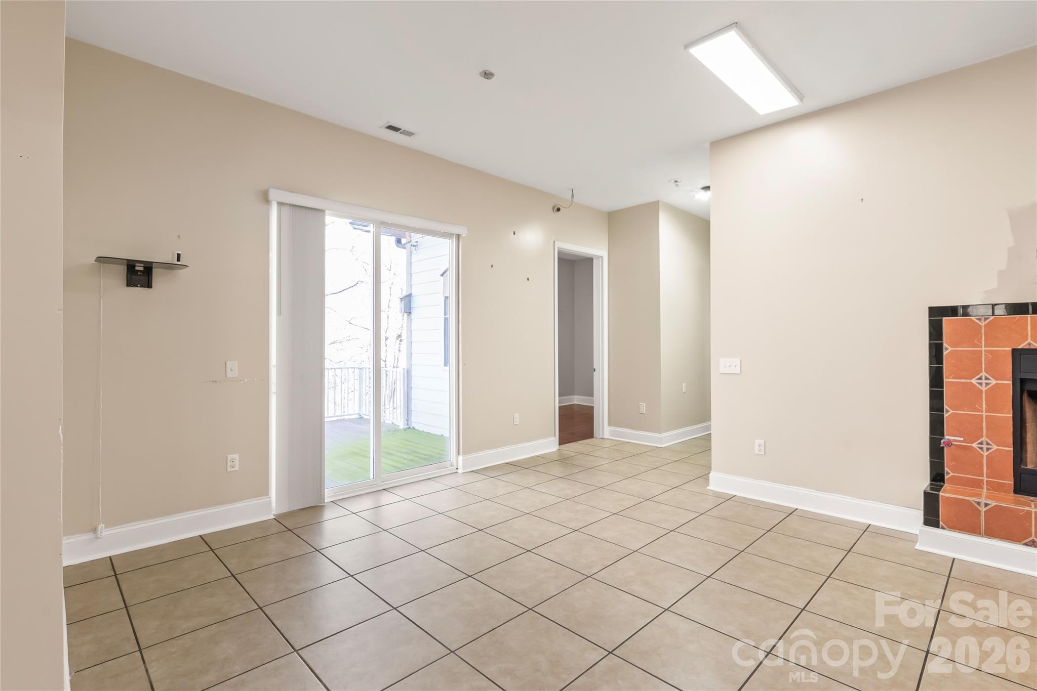 424 Rollingbrook Road Property Photo 13