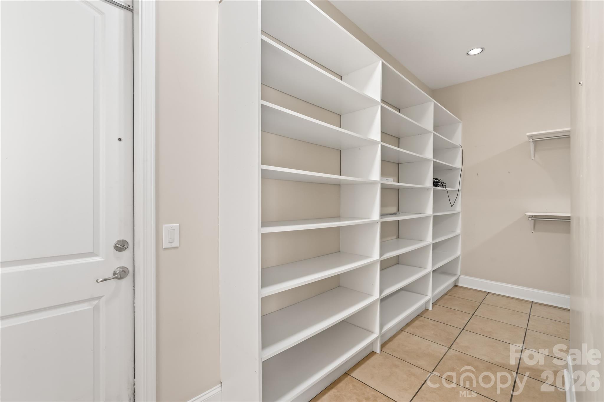 424 Rollingbrook Road Property Photo 23