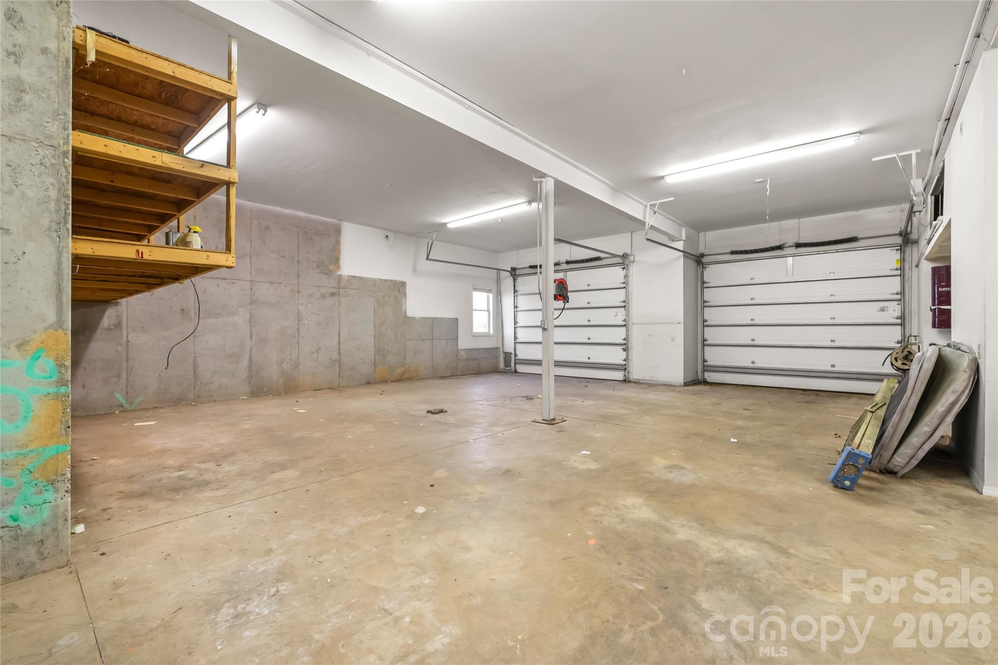 424 Rollingbrook Road Property Photo 32