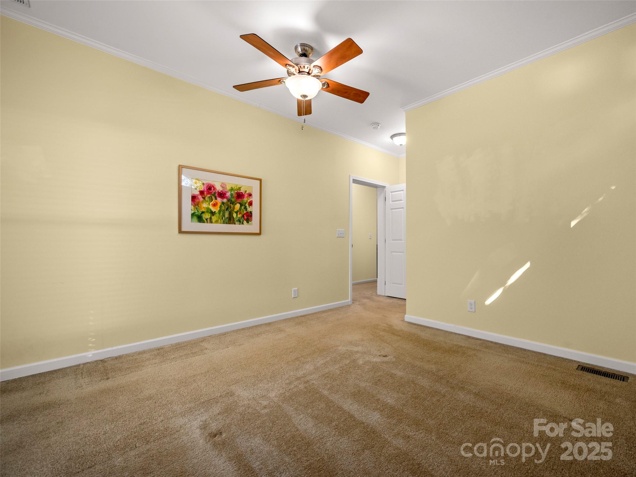 189 Friendly Circle Property Photo 22