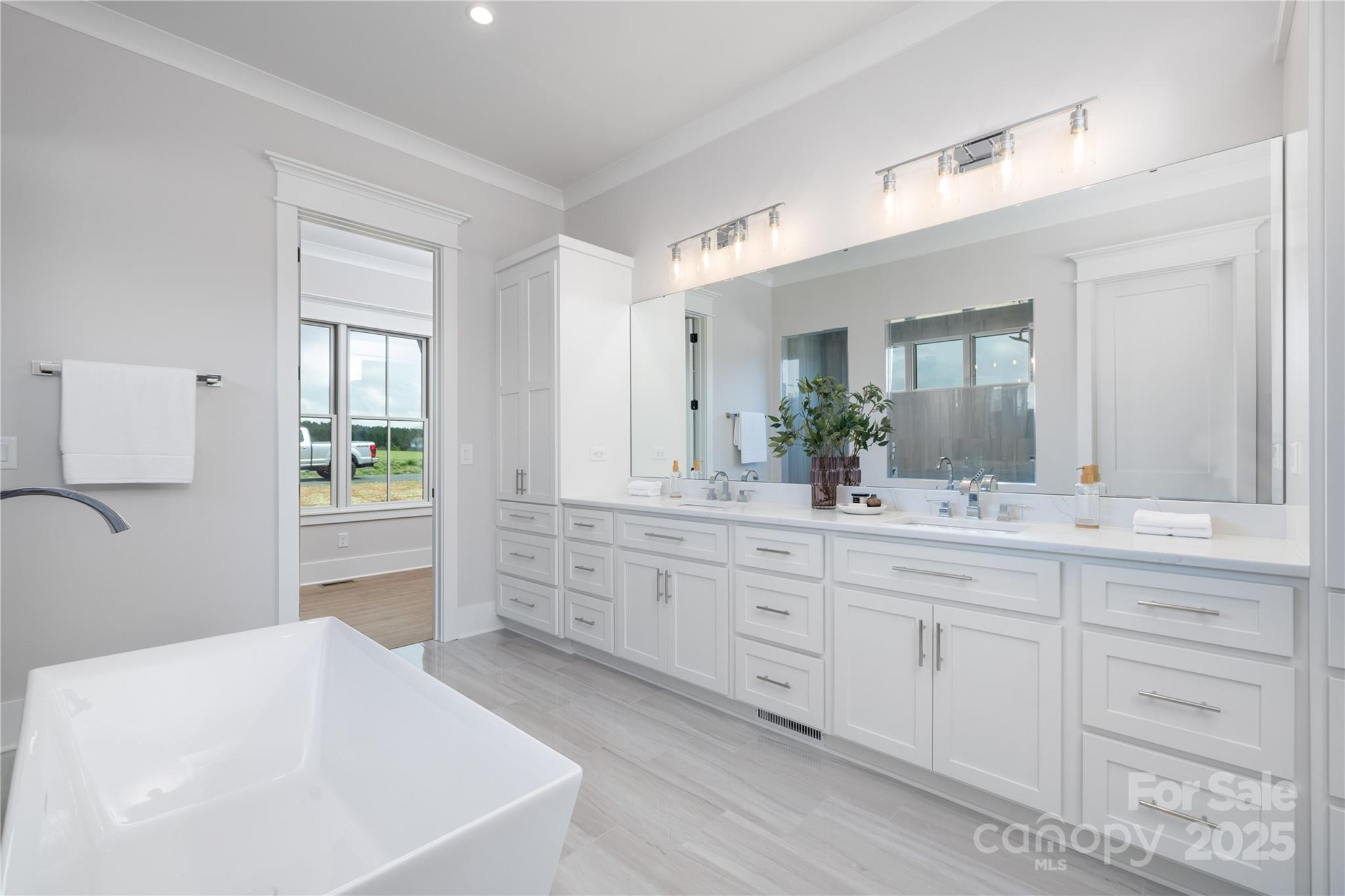 111 Monbo Meadows Lane Property Photo 28