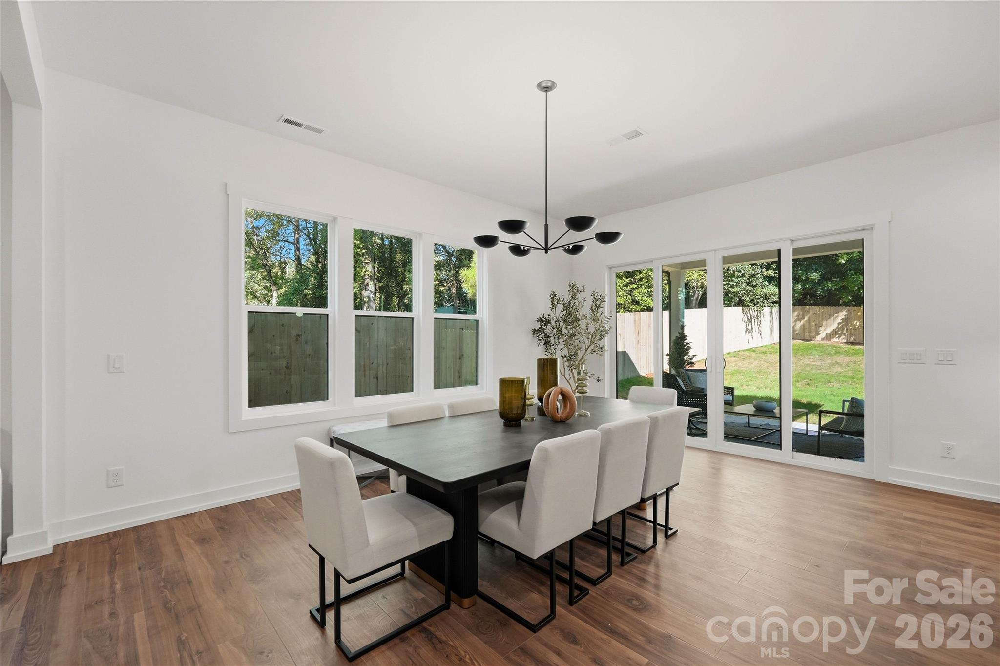 2621 Springway Drive Property Photo 17
