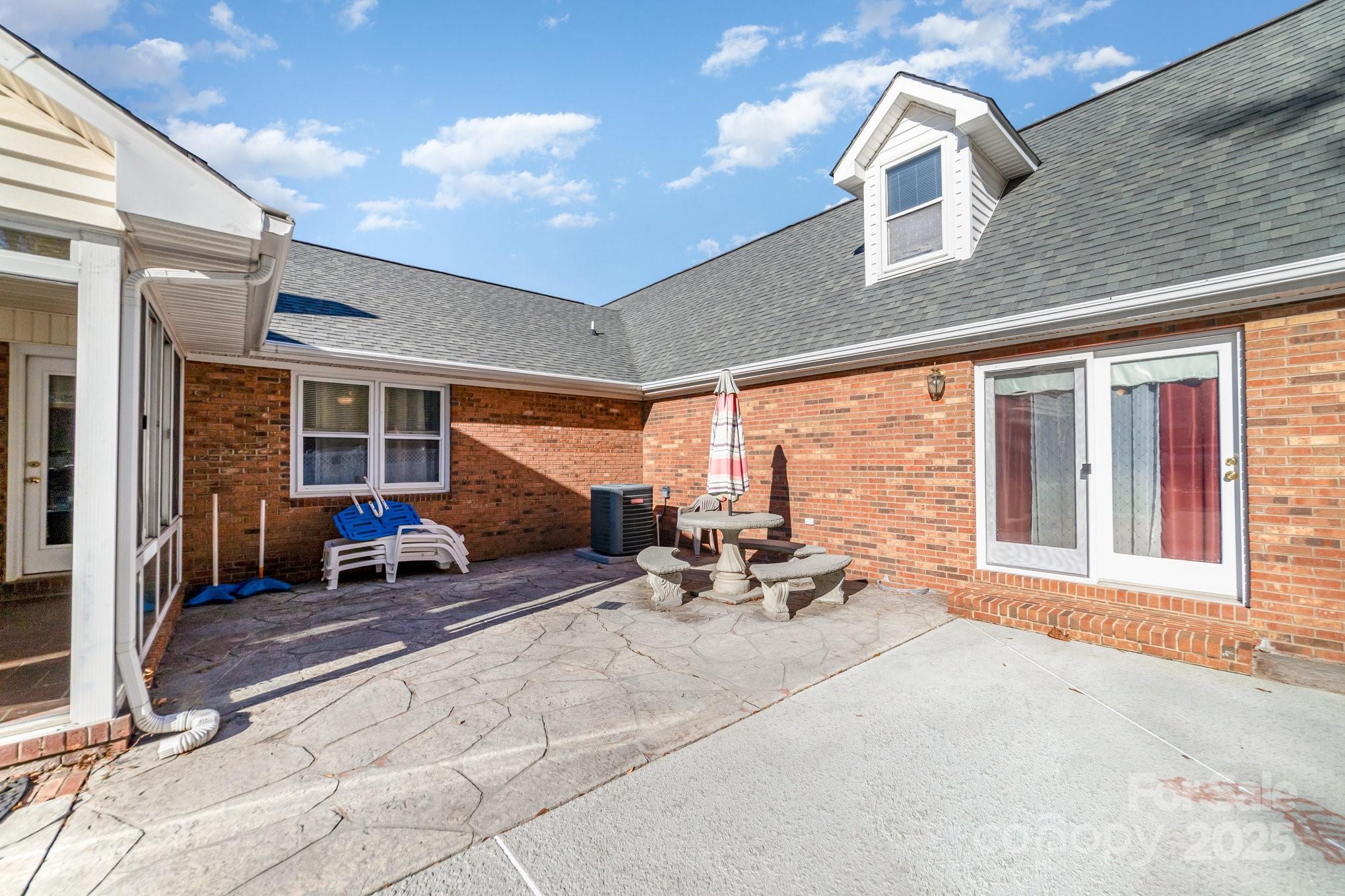 2595 Shamrock Road Property Photo 29