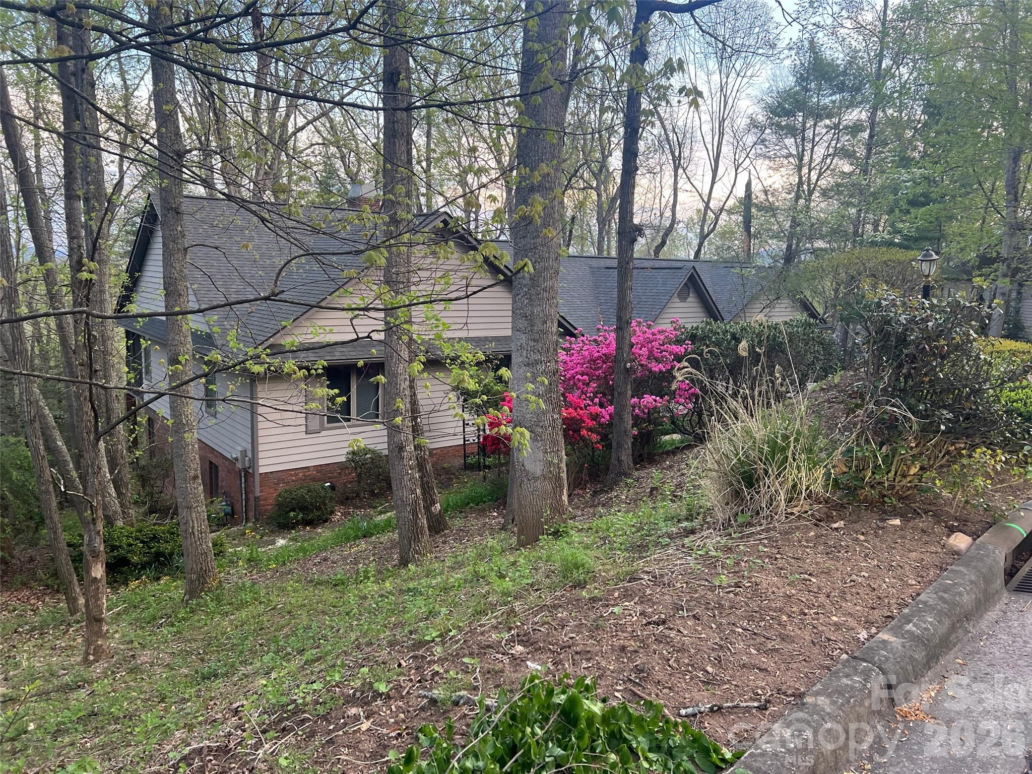 108 Galloway Drive Property Photo 2