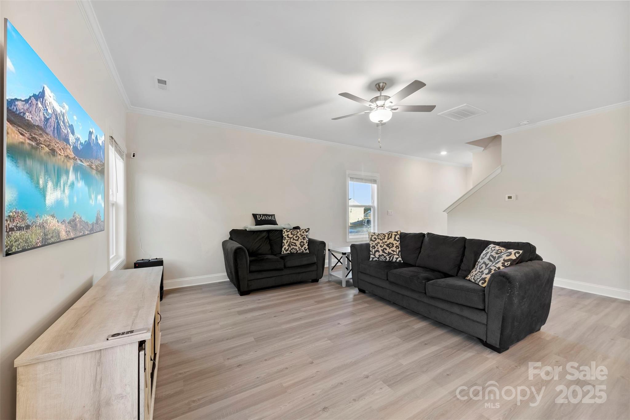 128 N Sina Street Property Photo 7