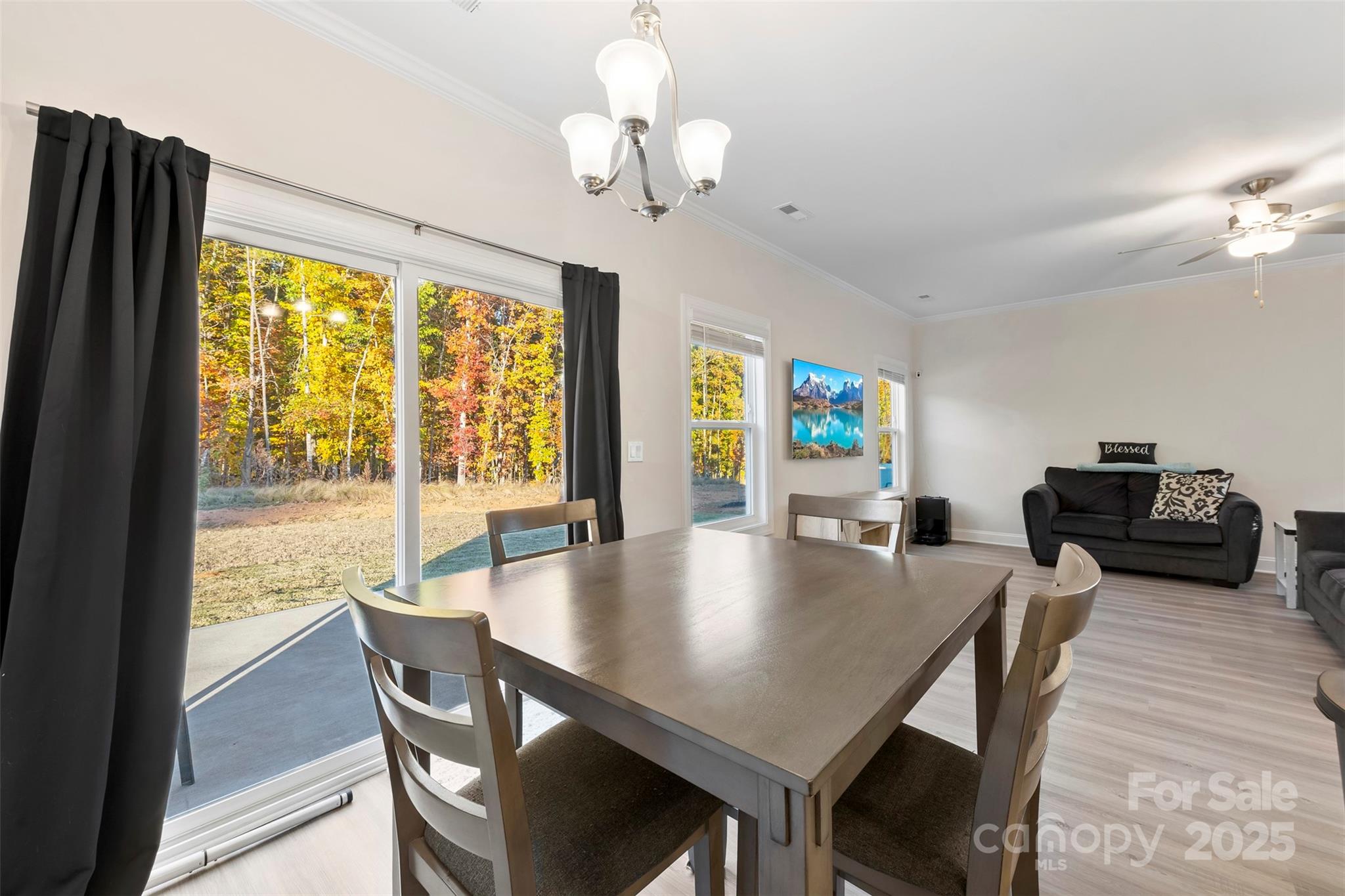 128 N Sina Street Property Photo 10