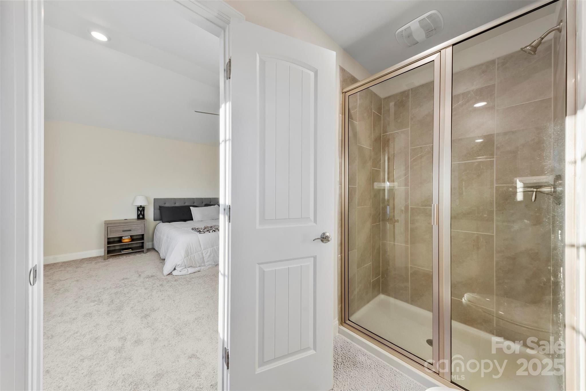 128 N Sina Street Property Photo 23