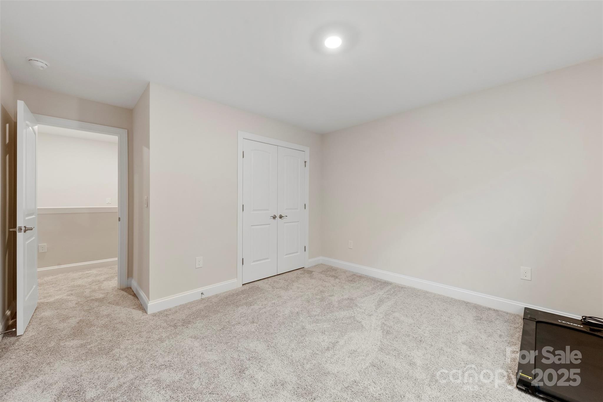 128 N Sina Street Property Photo 32