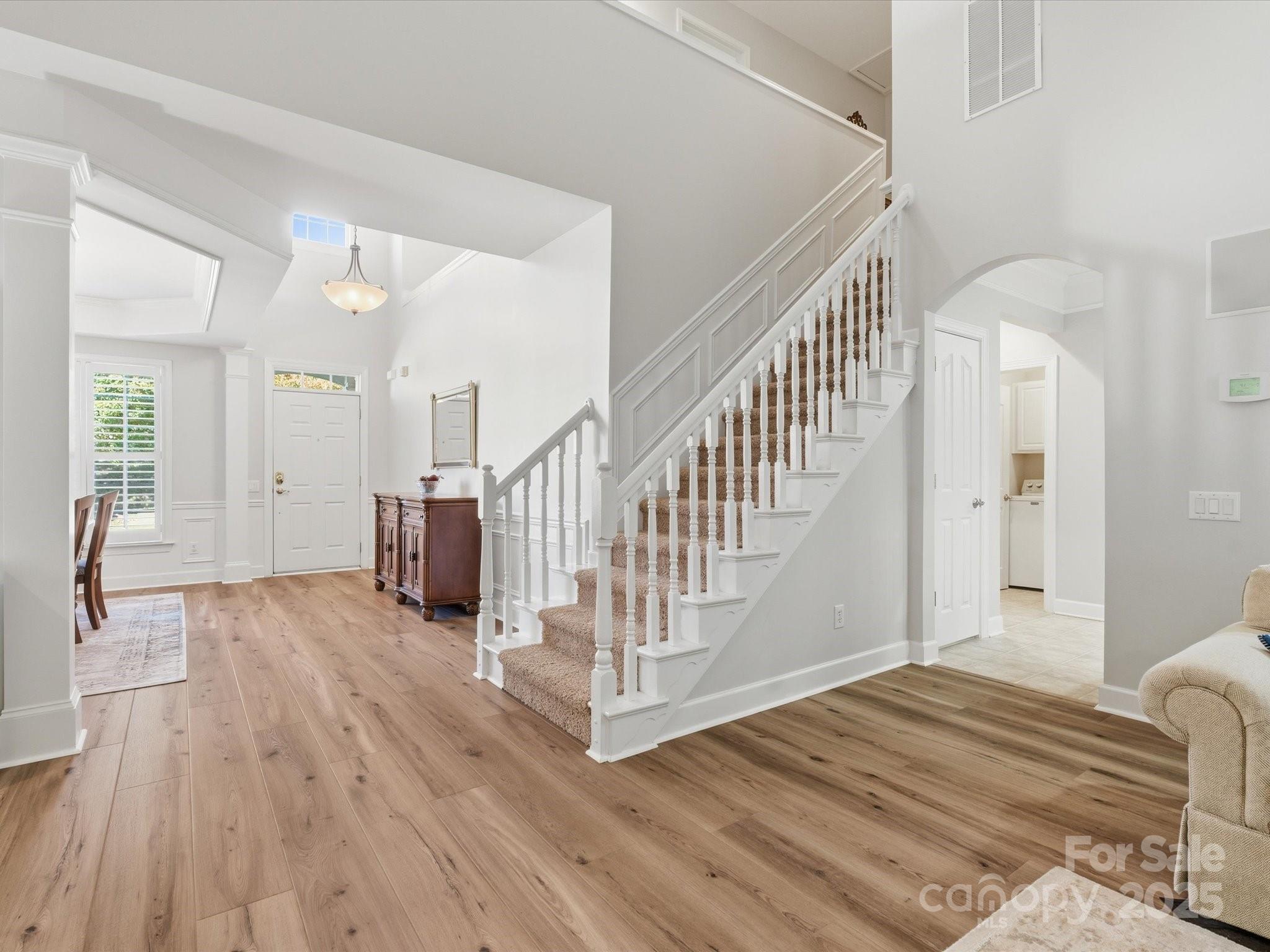 11419 Corliss Avenue Property Photo 4