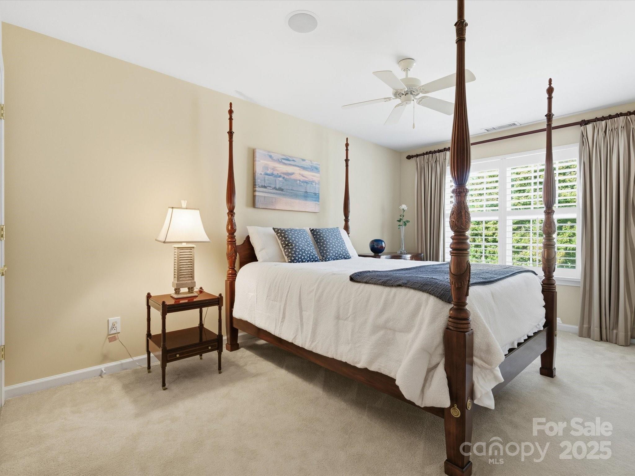 11419 Corliss Avenue Property Photo 15