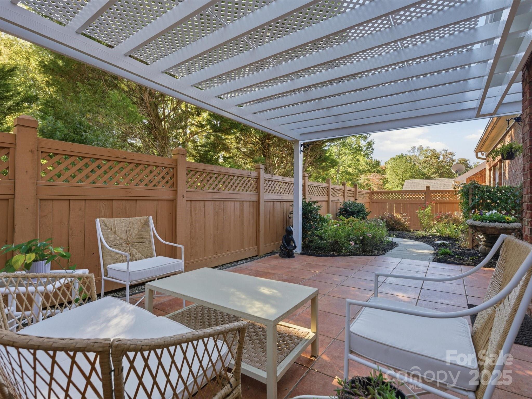 11419 Corliss Avenue Property Photo 21