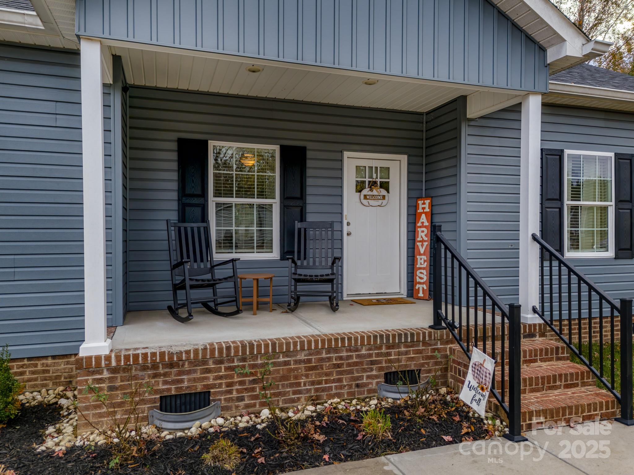 727 Funderburke Road Property Photo 4