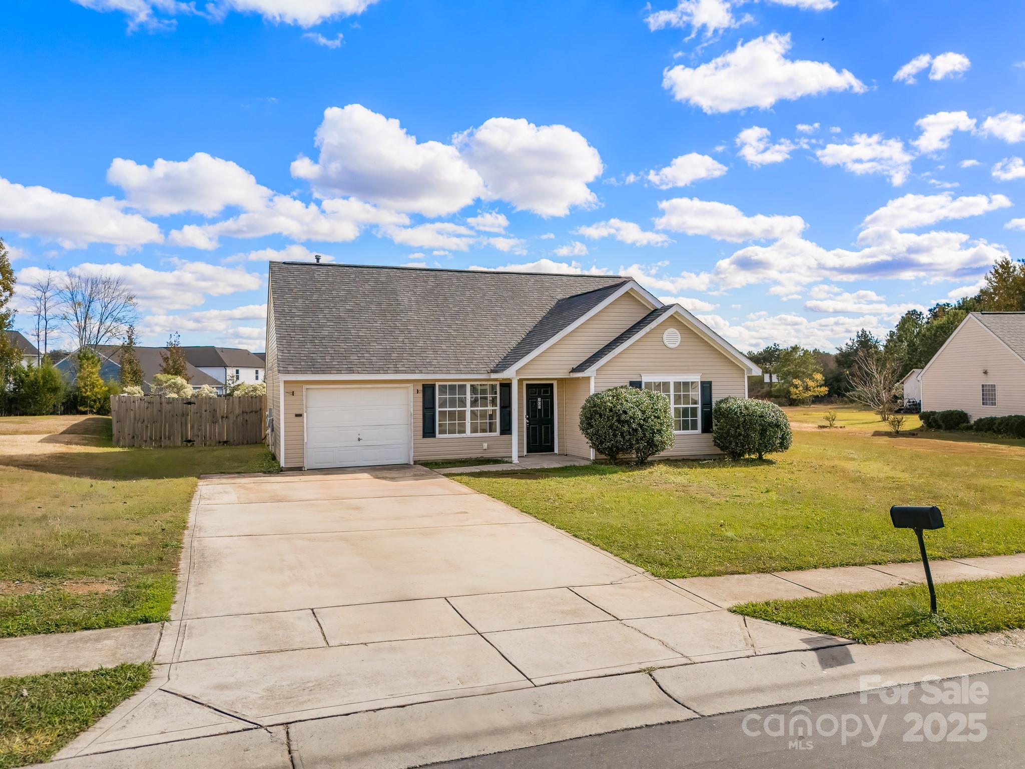 300 Glencroft Drive Property Photo 2