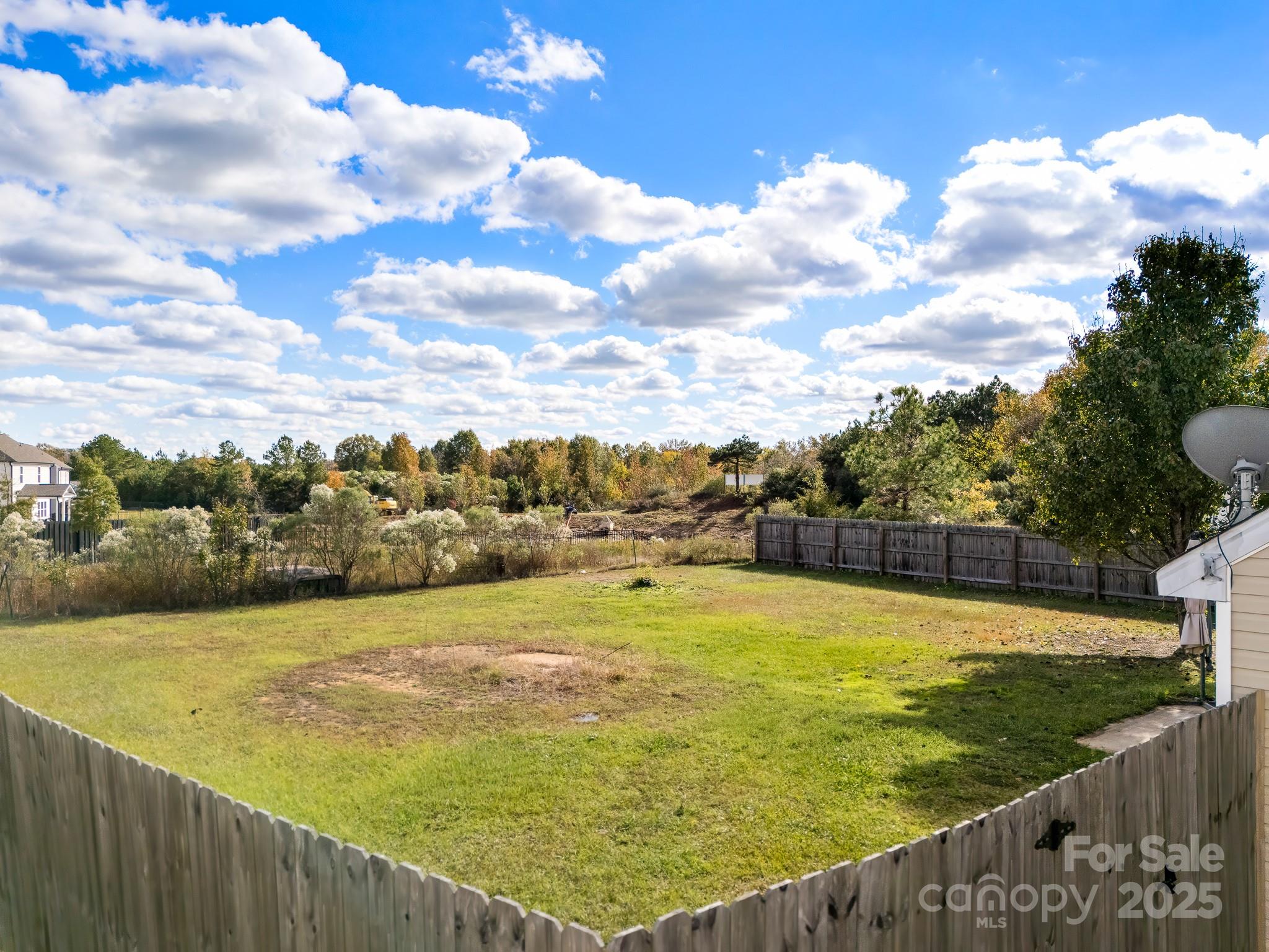 300 Glencroft Drive Property Photo 21