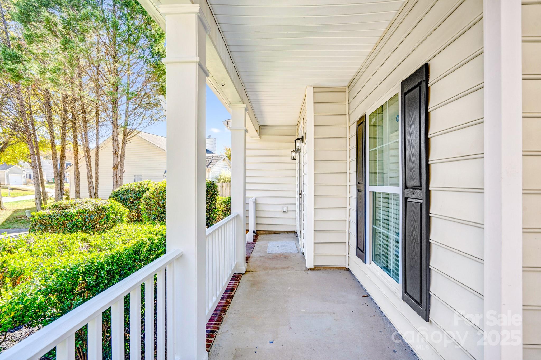 12021 Gemstone Court Property Photo 6