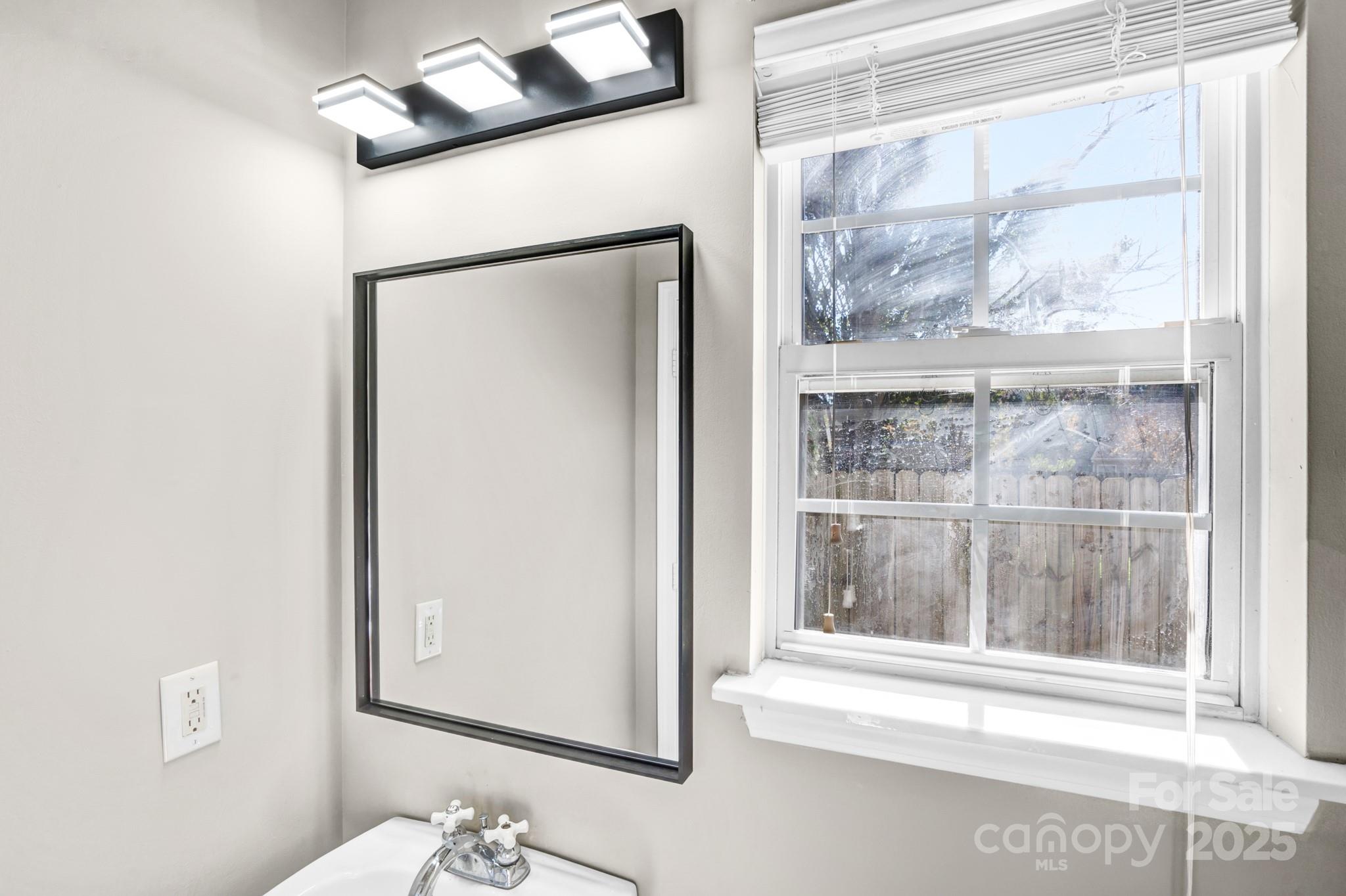 12021 Gemstone Court Property Photo 18