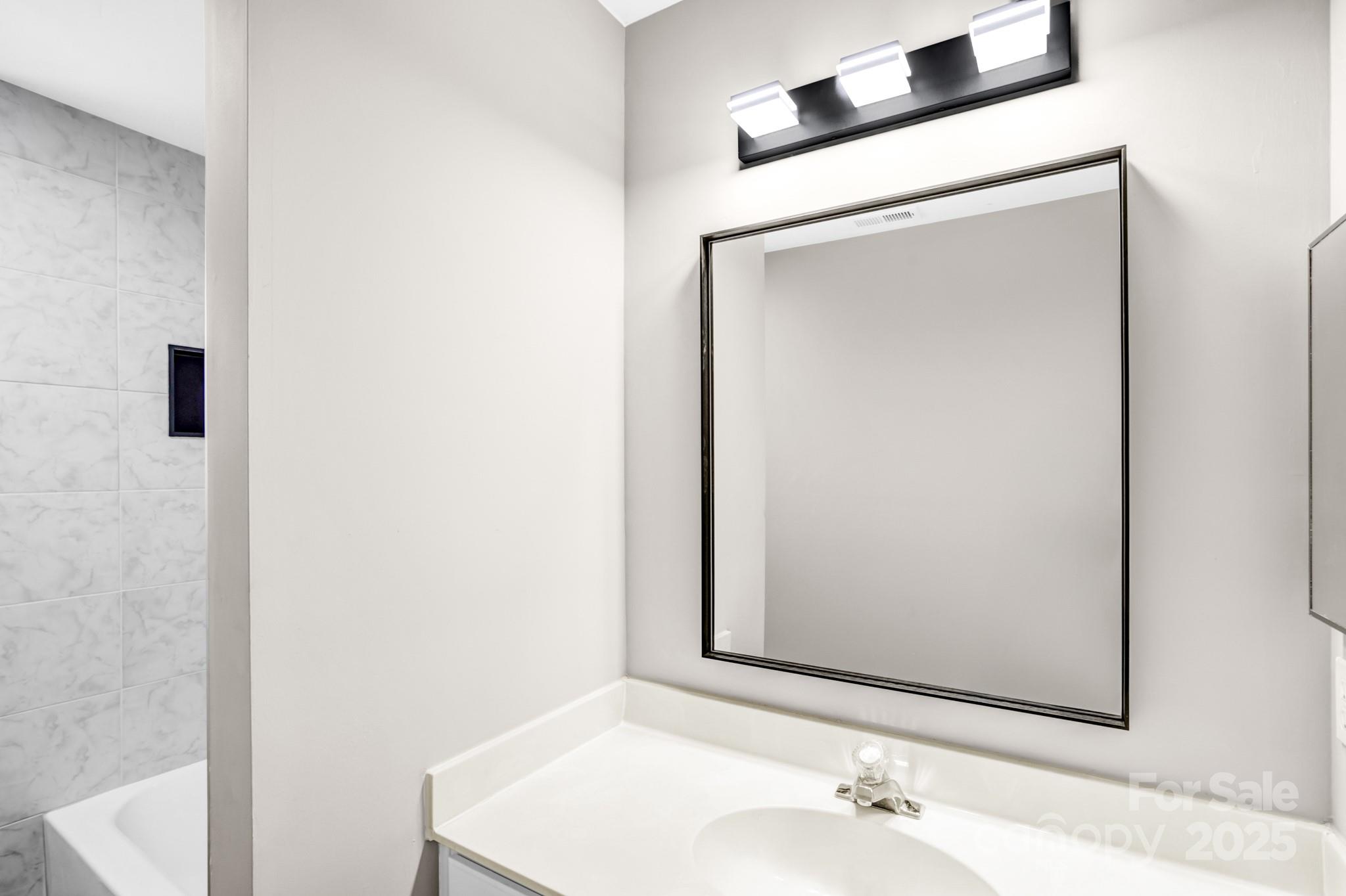 12021 Gemstone Court Property Photo 36