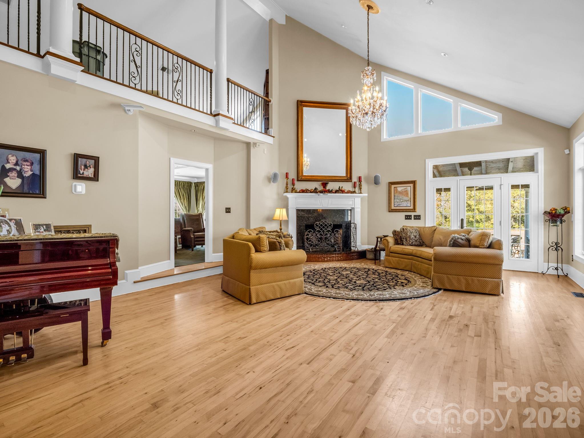 1102 S Mountain Road Property Photo 15