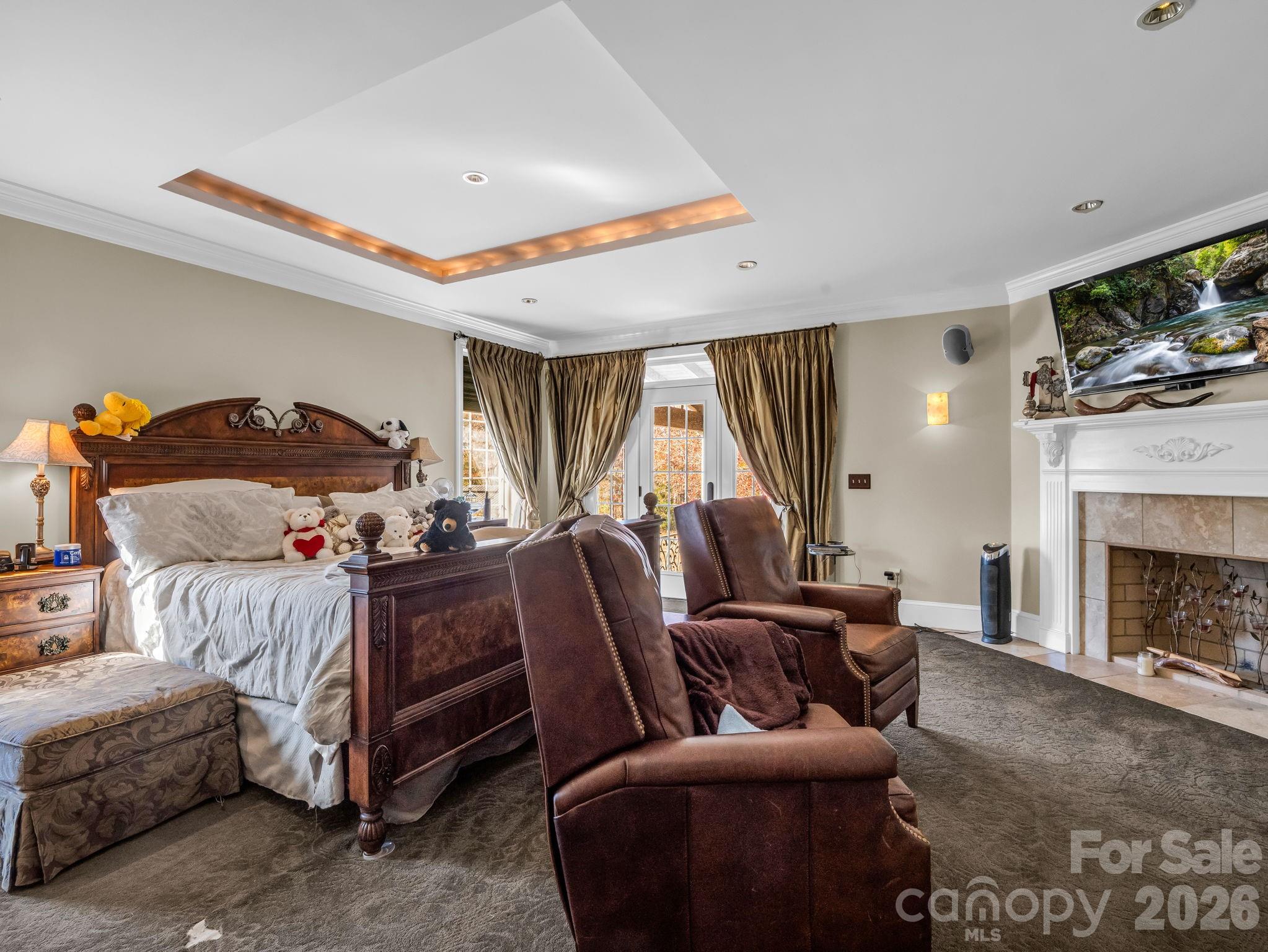 1102 S Mountain Road Property Photo 17