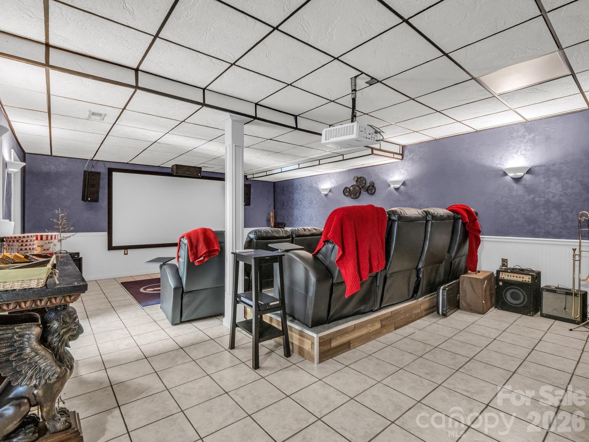 1102 S Mountain Road Property Photo 26