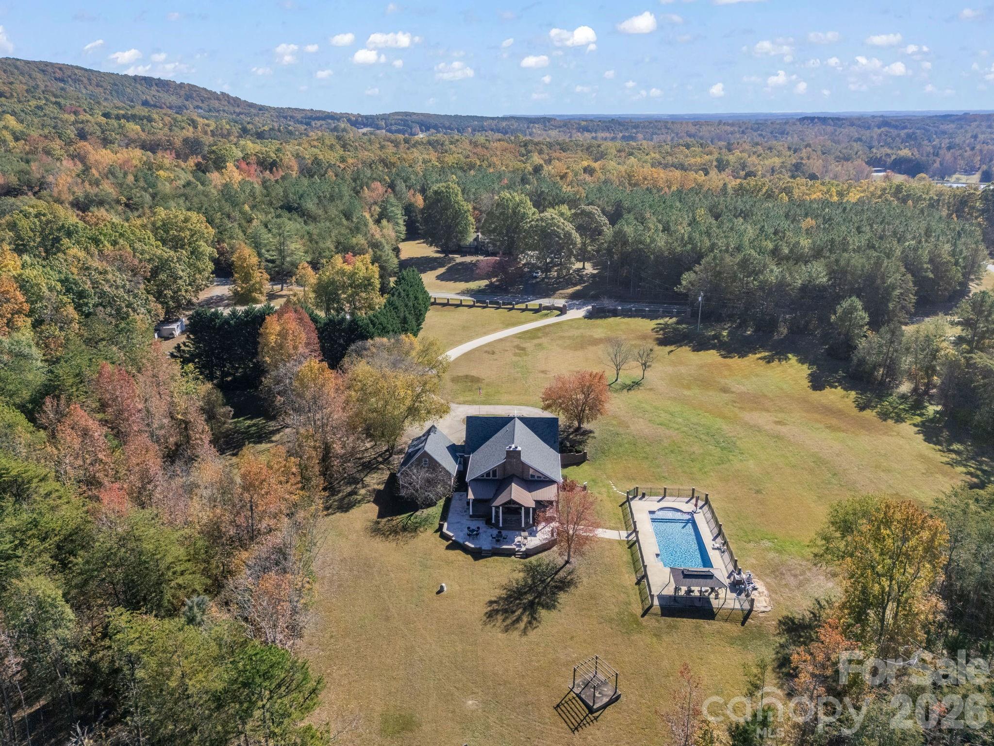 1102 S Mountain Road Property Photo 37