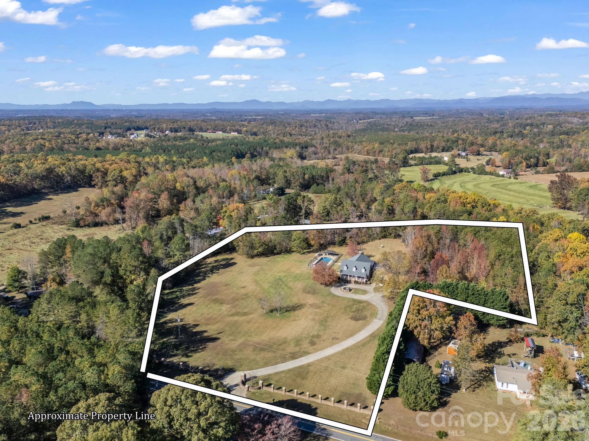 1102 S Mountain Road Property Photo 43