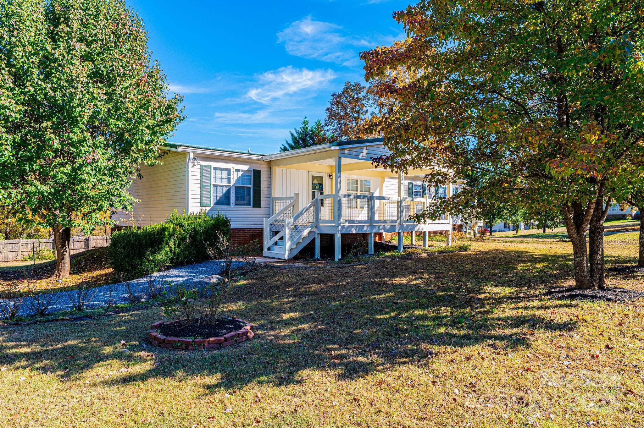 4086 Beckys Drive Property Photo 1