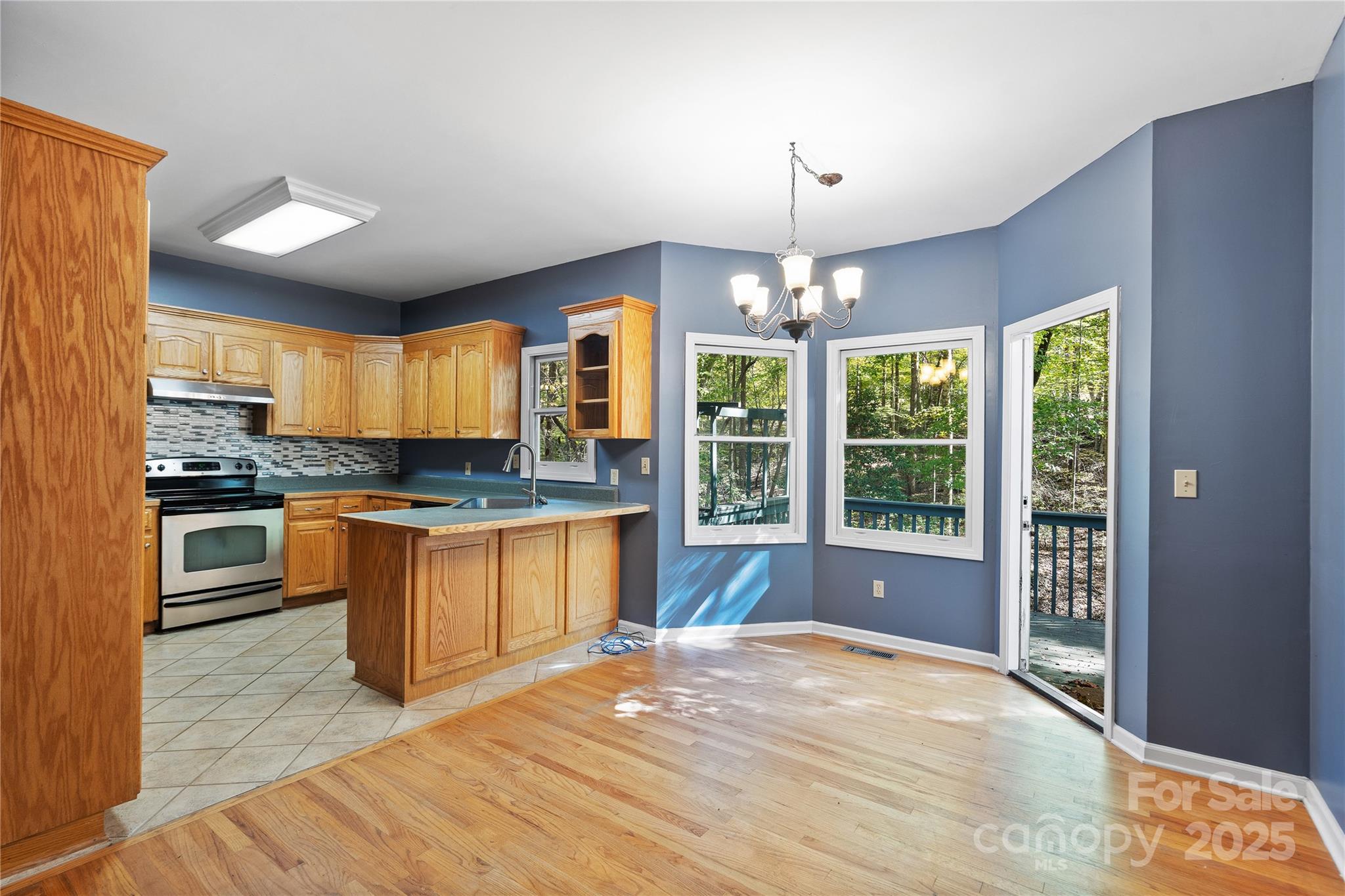 236 Woody Circle Property Photo 6