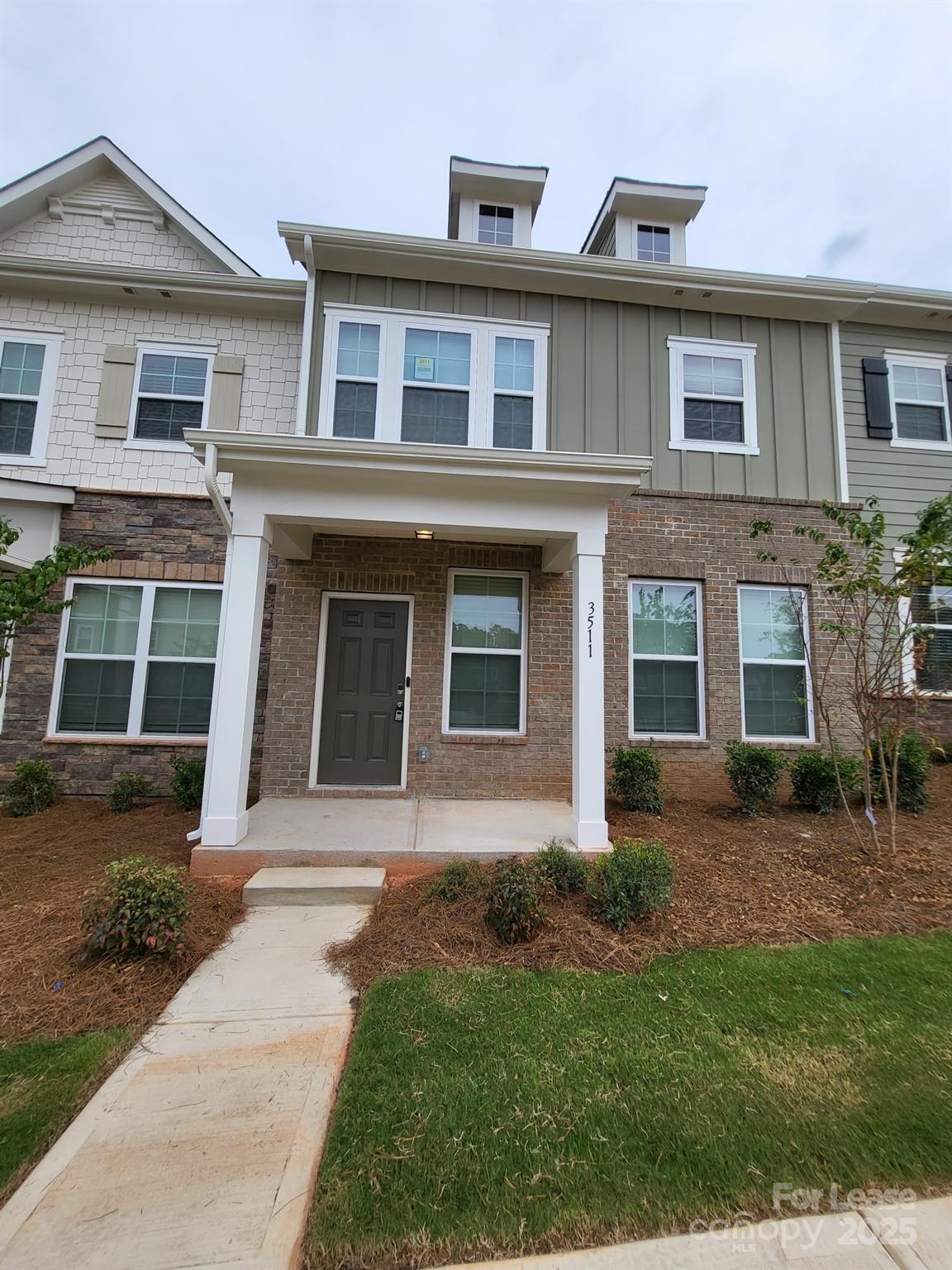 3511 Glenn Hope Way Property Photo 2