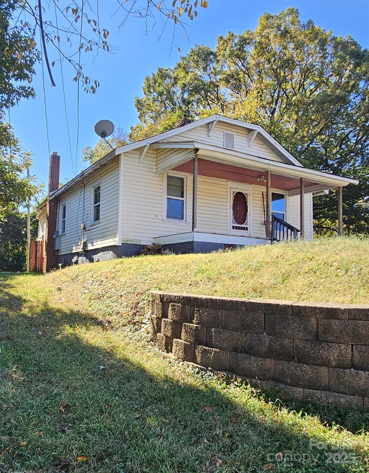 929 Key Street Property Photo 1