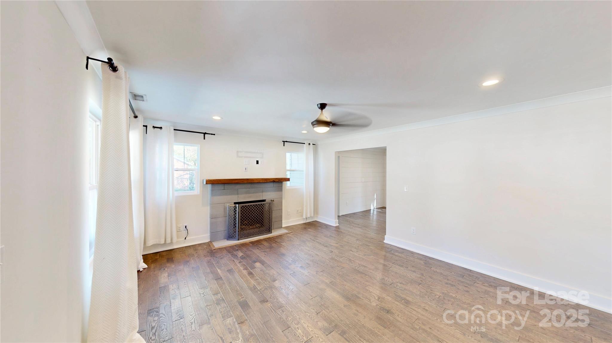 1412 N Sharon Amity Road Property Photo 2