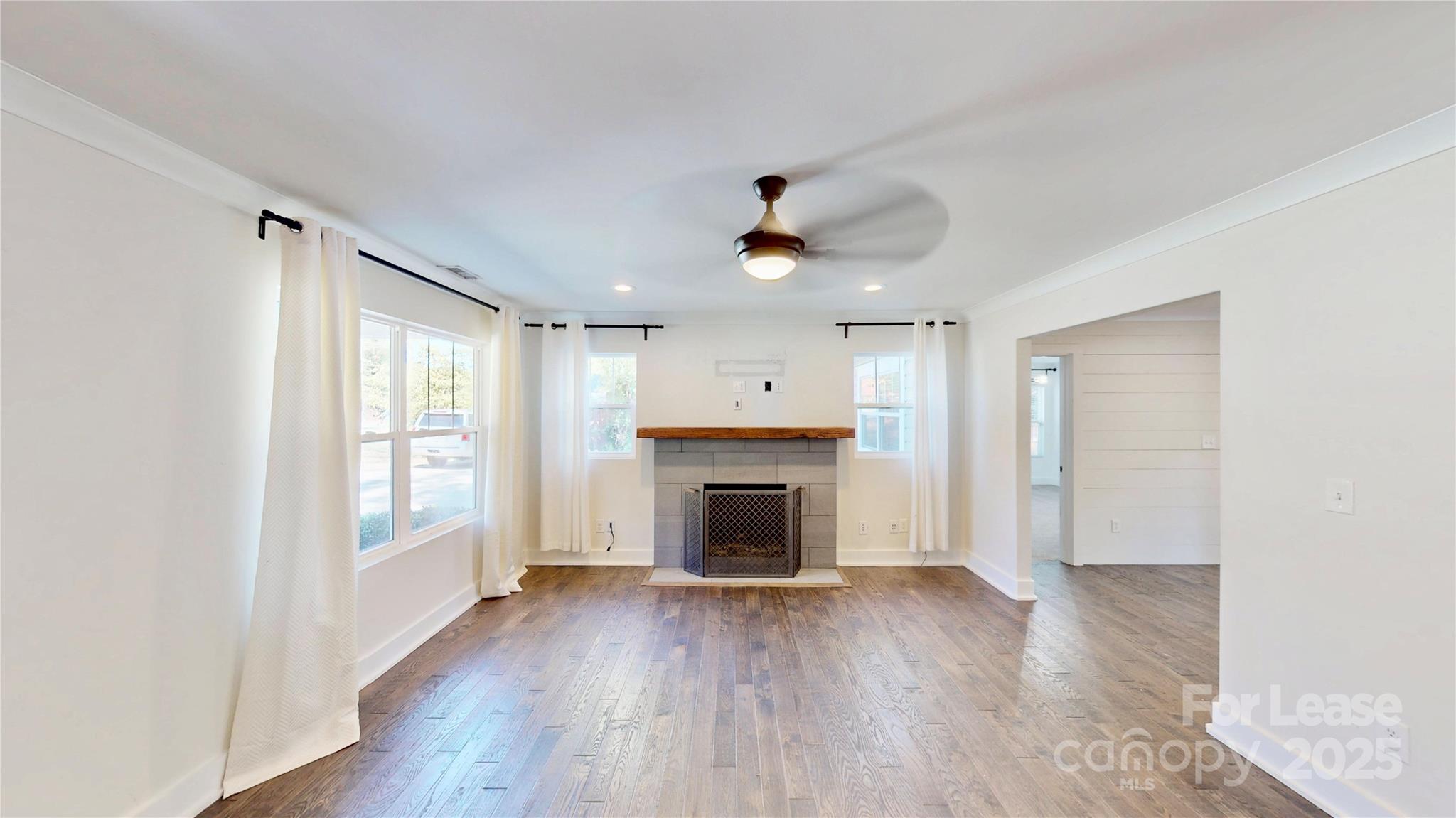 1412 N Sharon Amity Road Property Photo 3