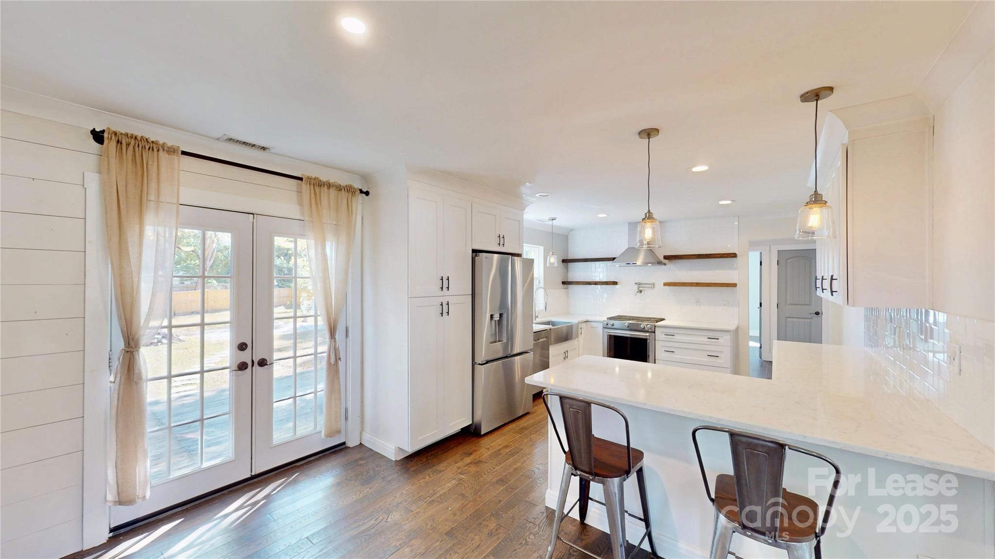 1412 N Sharon Amity Road Property Photo 10