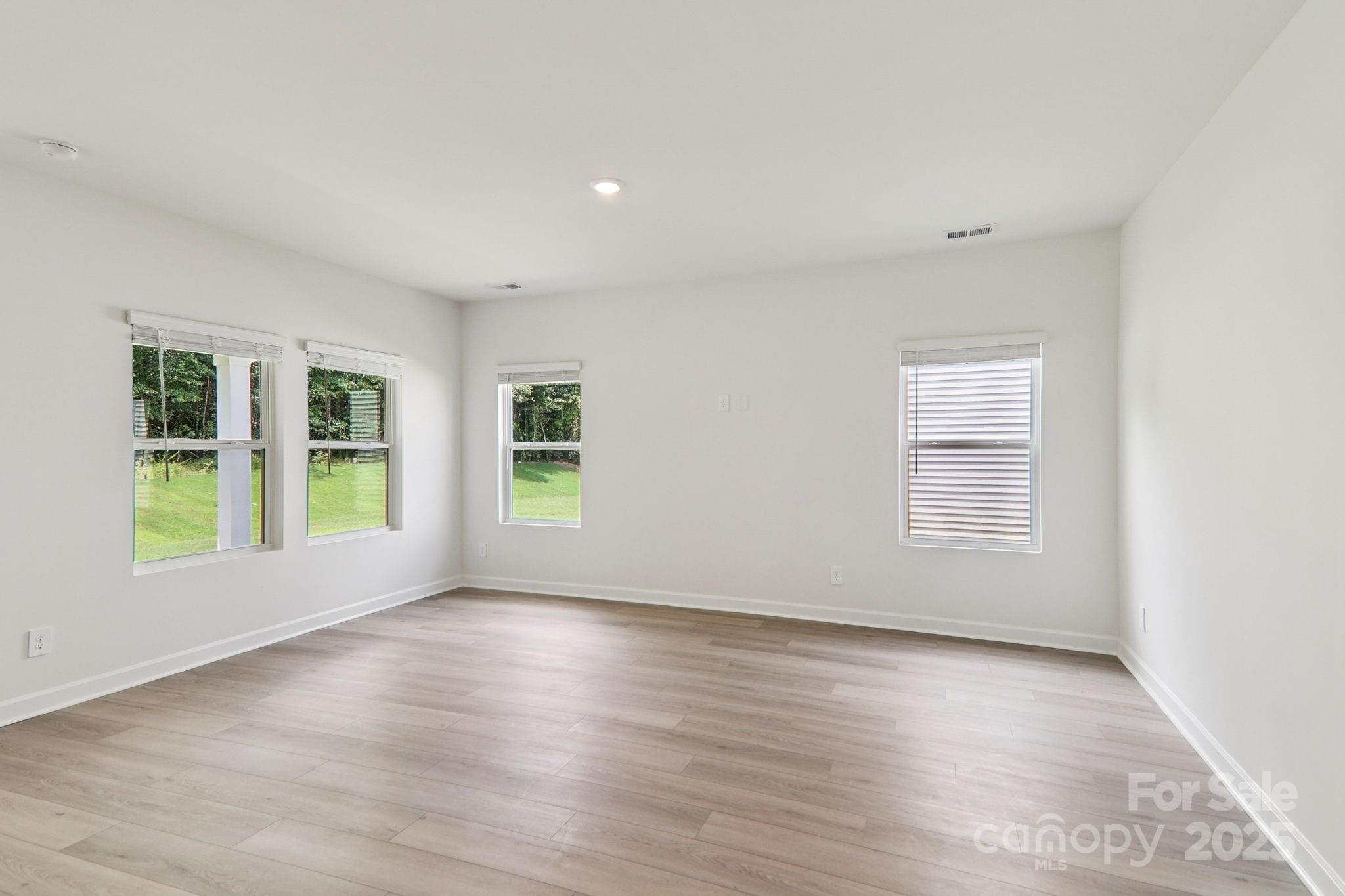 830 Santina Avenue Property Photo 3