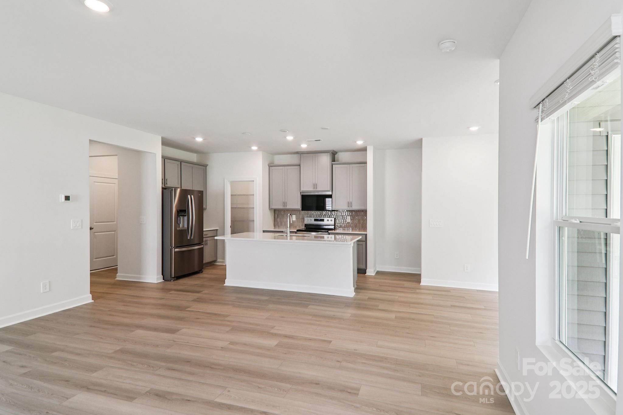 830 Santina Avenue Property Photo 5