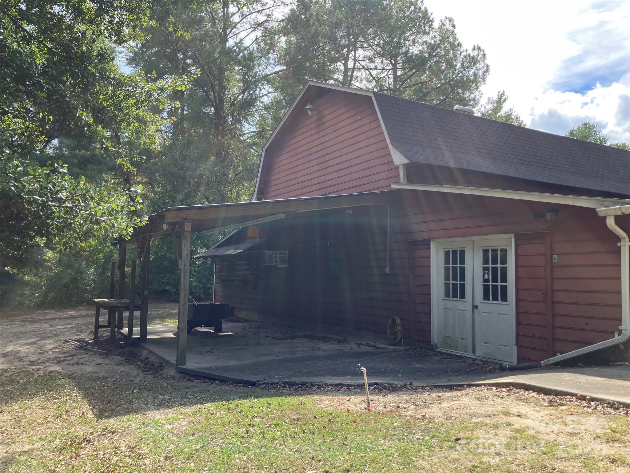 3056 Ash Davis Road Property Photo 14