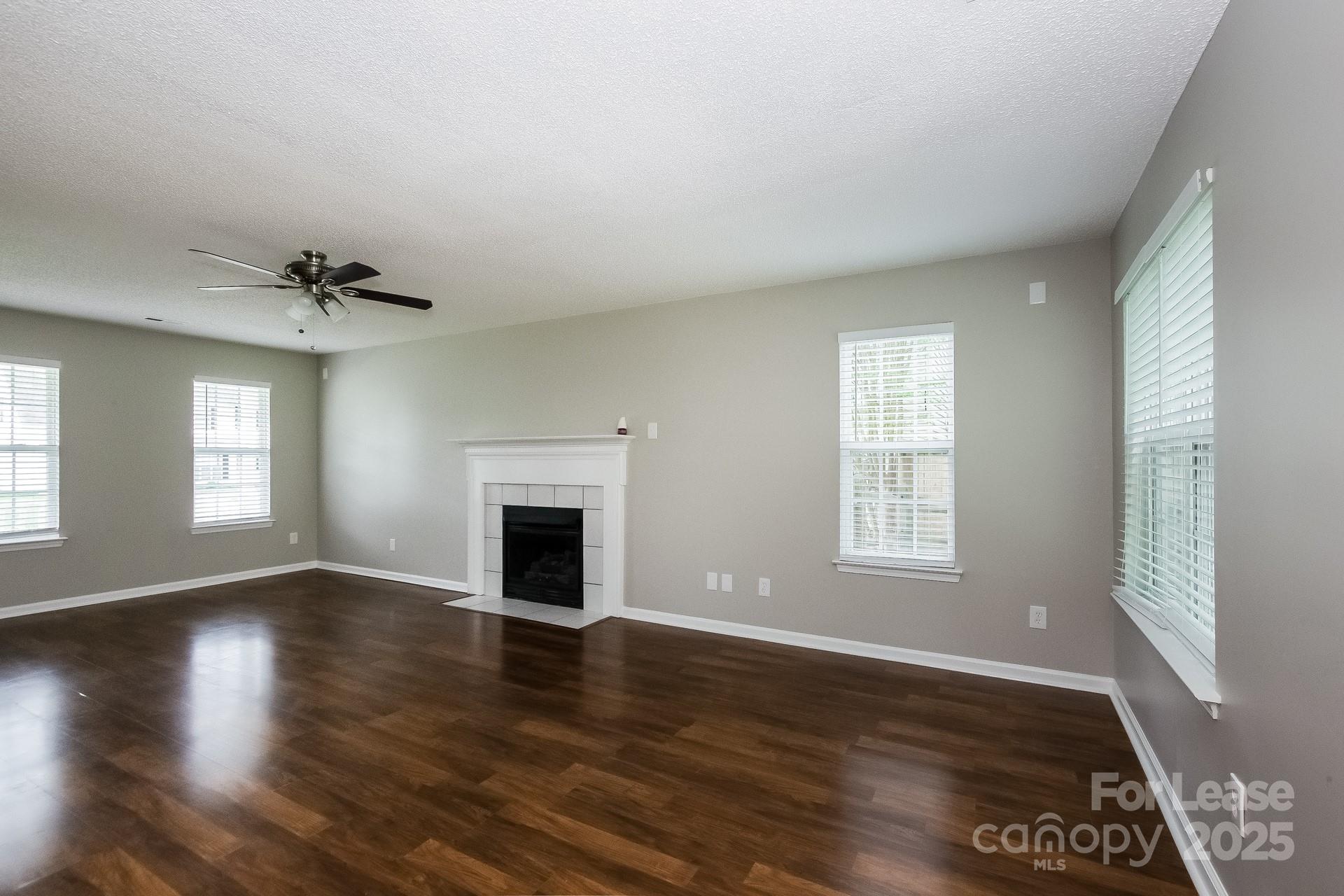 6415 Goldenblush Circle Property Photo 2