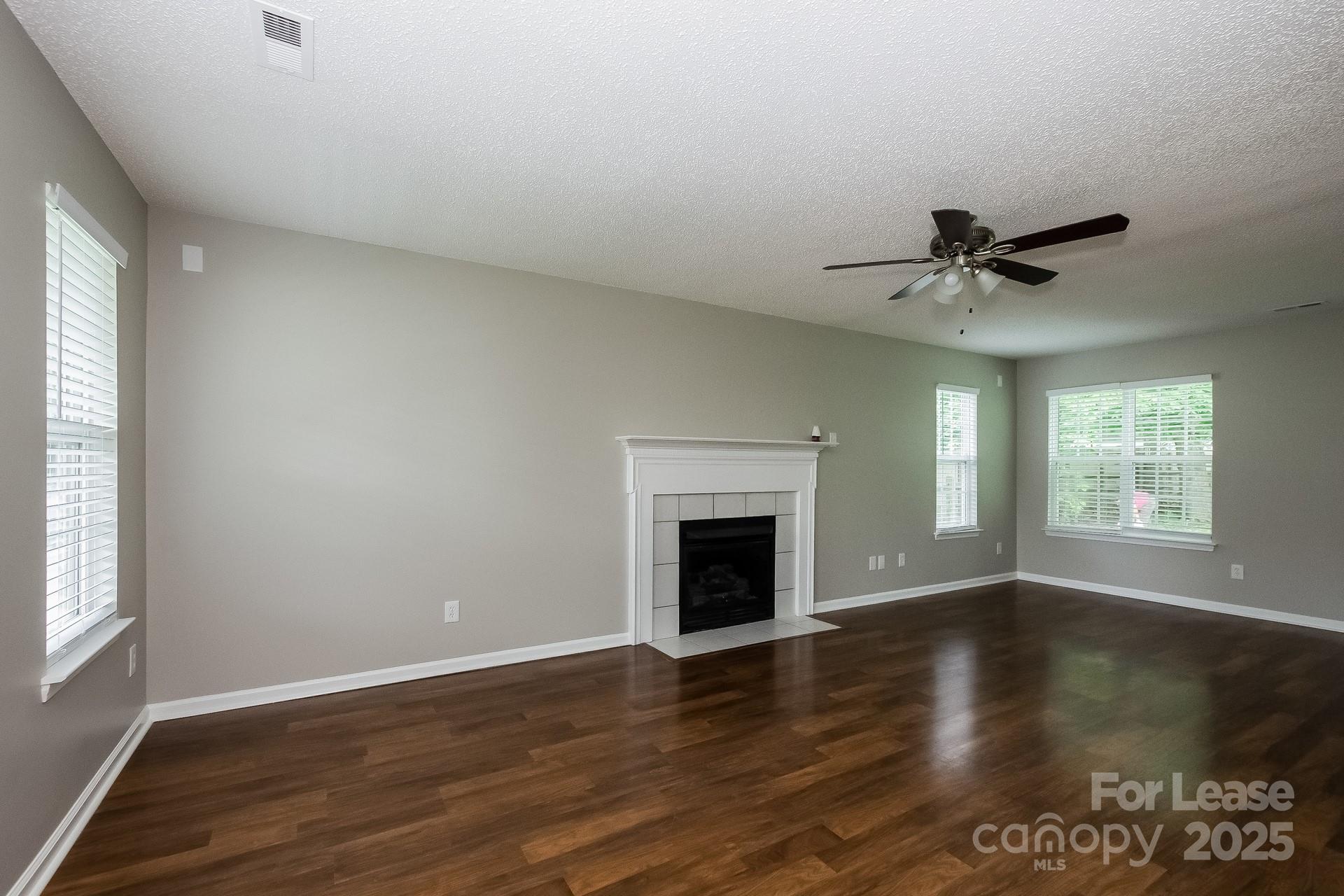 6415 Goldenblush Circle Property Photo 4