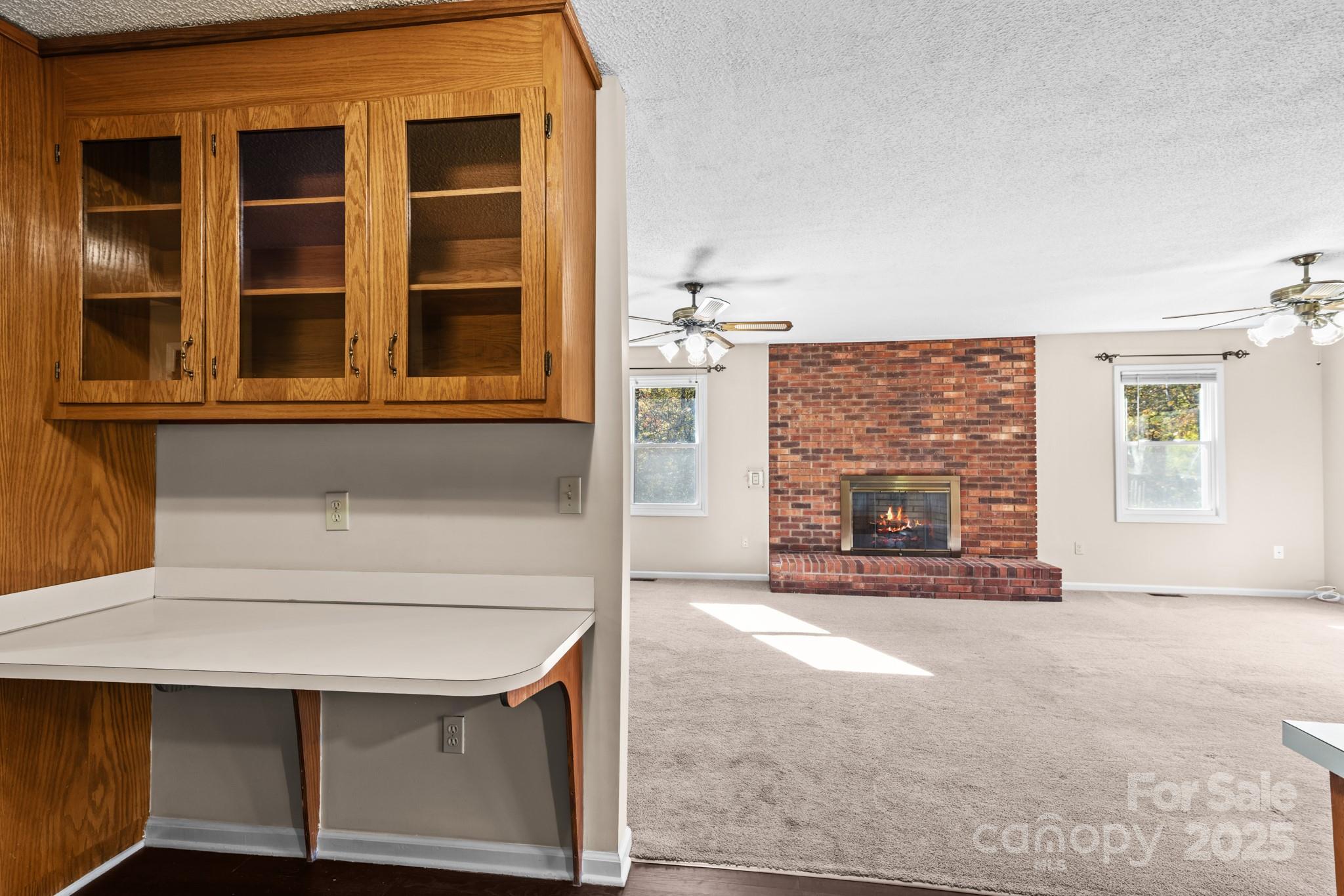 2855 Wildwood Street Property Photo 15