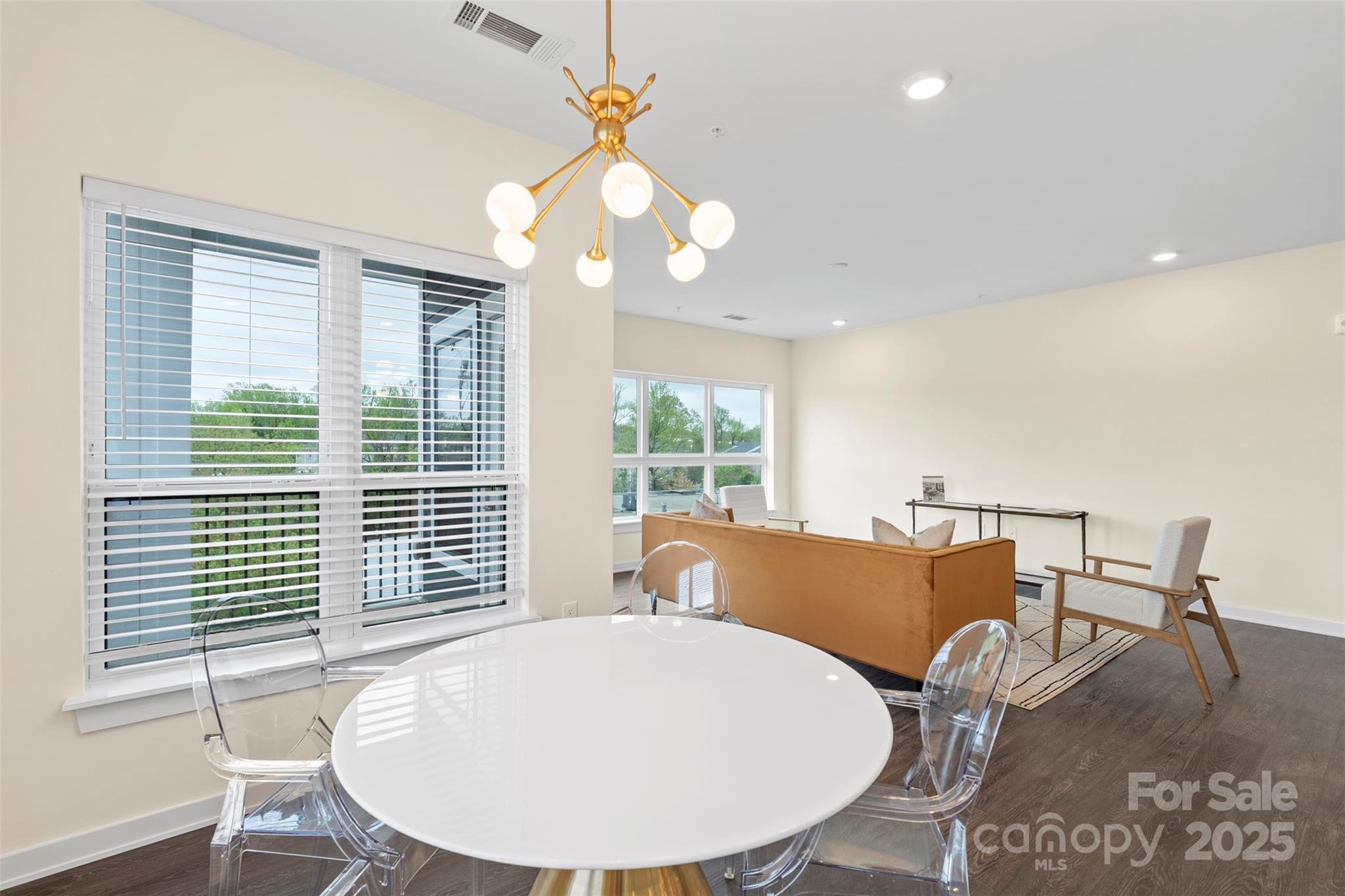 3630 N Davidson Street 3301 Property Photo 10