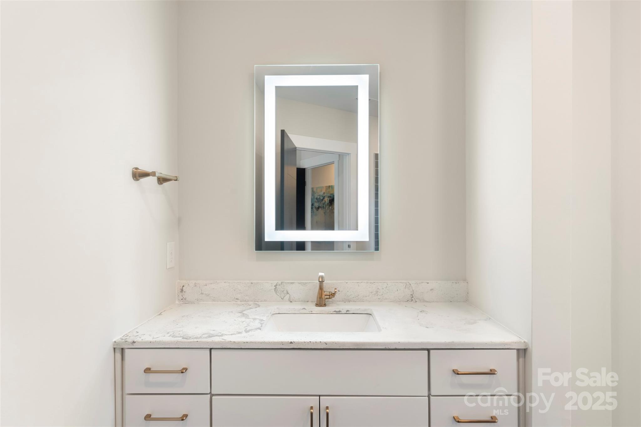 3630 N Davidson Street 3301 Property Photo 26