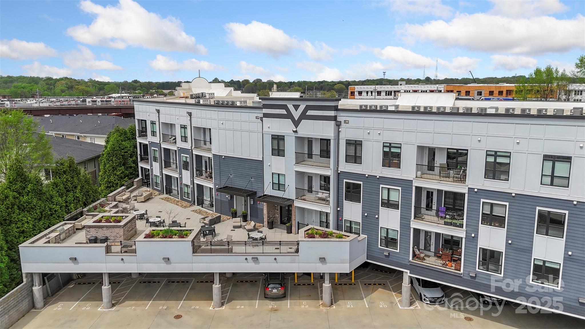 3630 N Davidson Street 3301 Property Photo 29