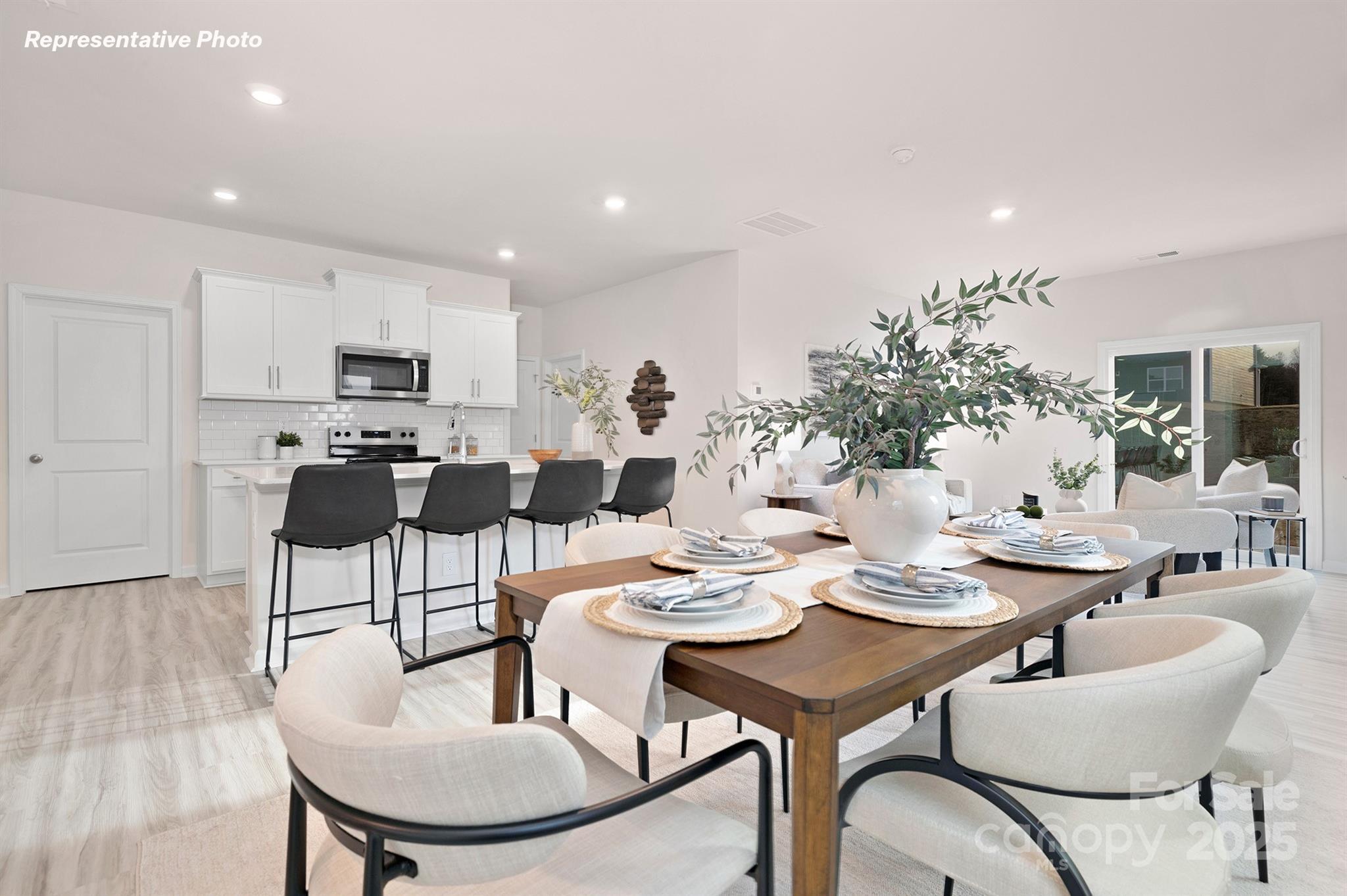 1526 Secrest Commons Drive Property Photo 7