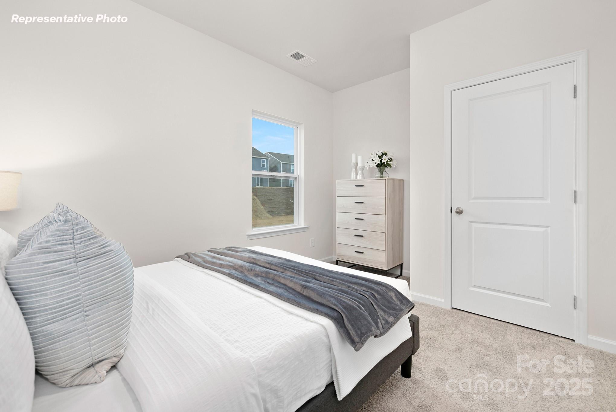 1526 Secrest Commons Drive Property Photo 11