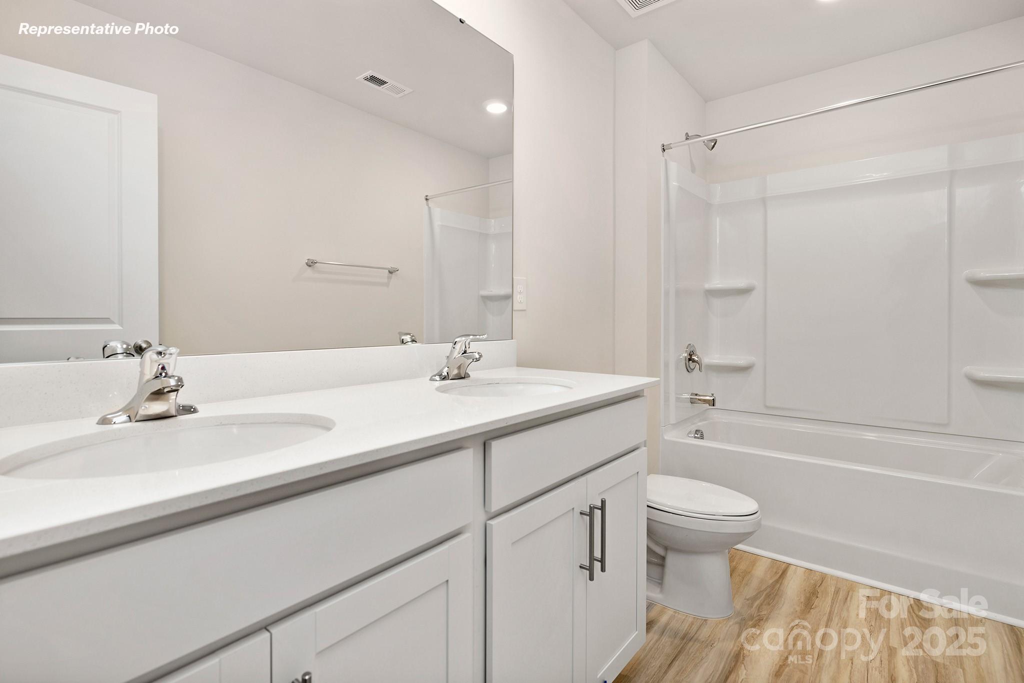 1526 Secrest Commons Drive Property Photo 29