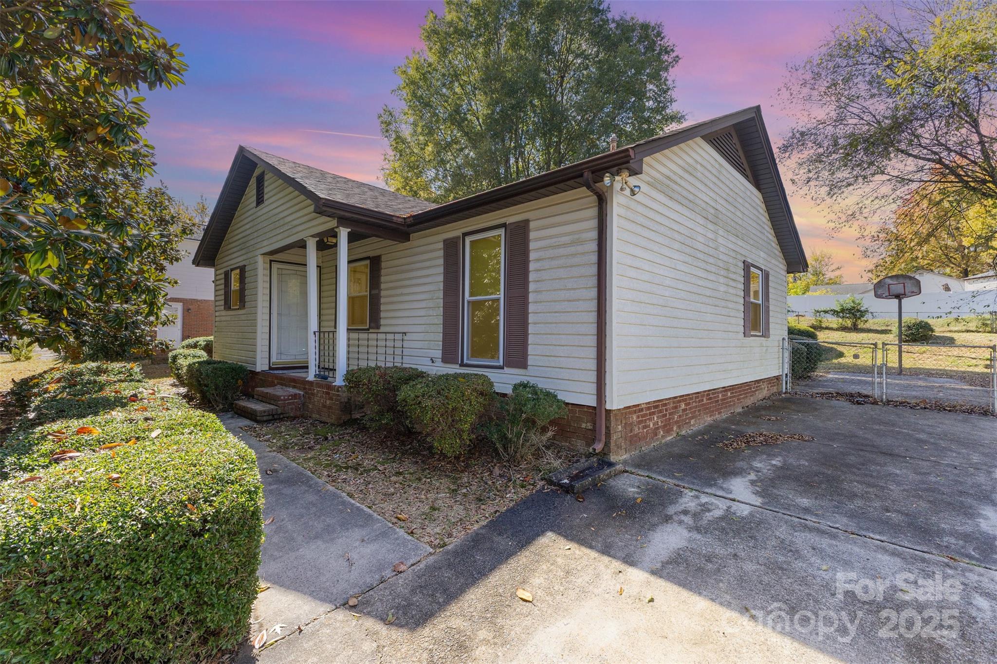 7428 Bradgate Road Property Photo 1