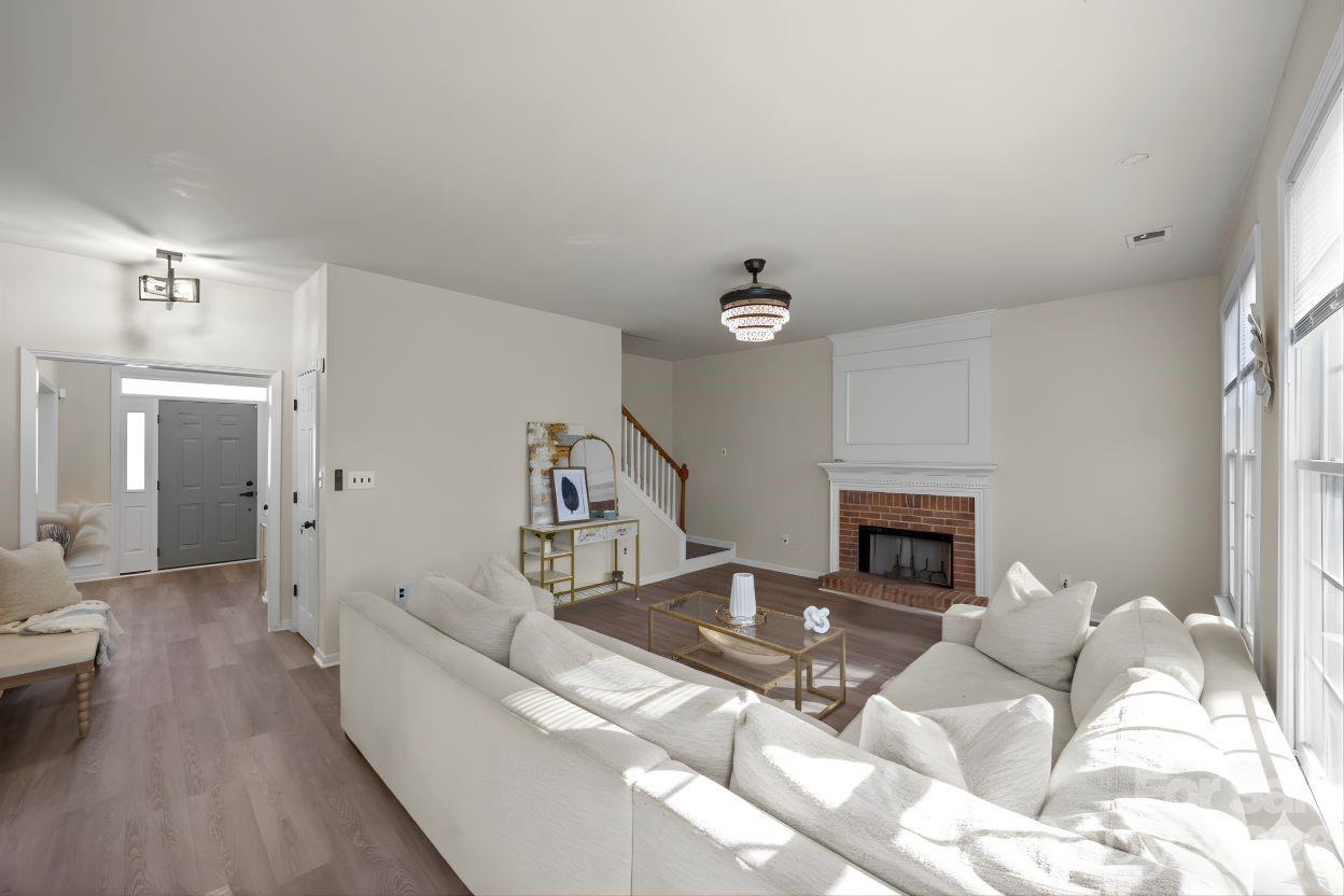 7708 Harrington Woods Road Property Photo 10